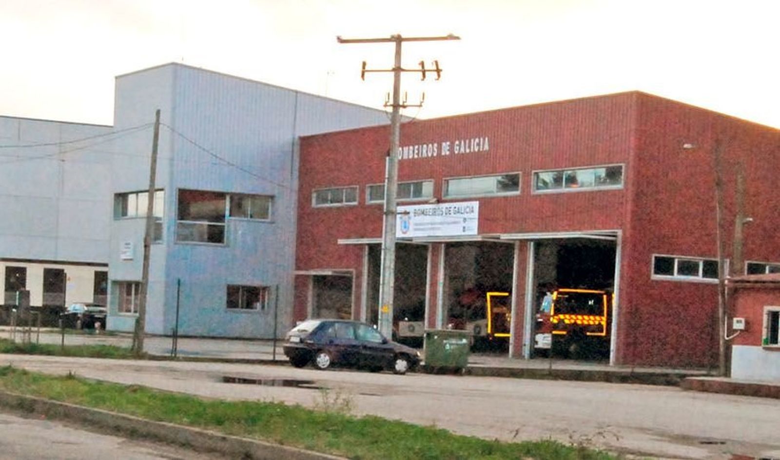 El incendio fue sofocado por los bomberos de Porriño.