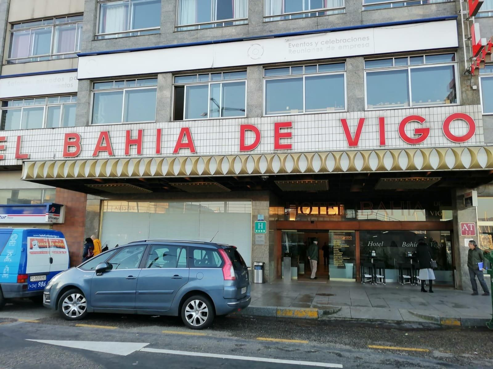 Incendio en el hotel Bahía // Vicente Alonso
