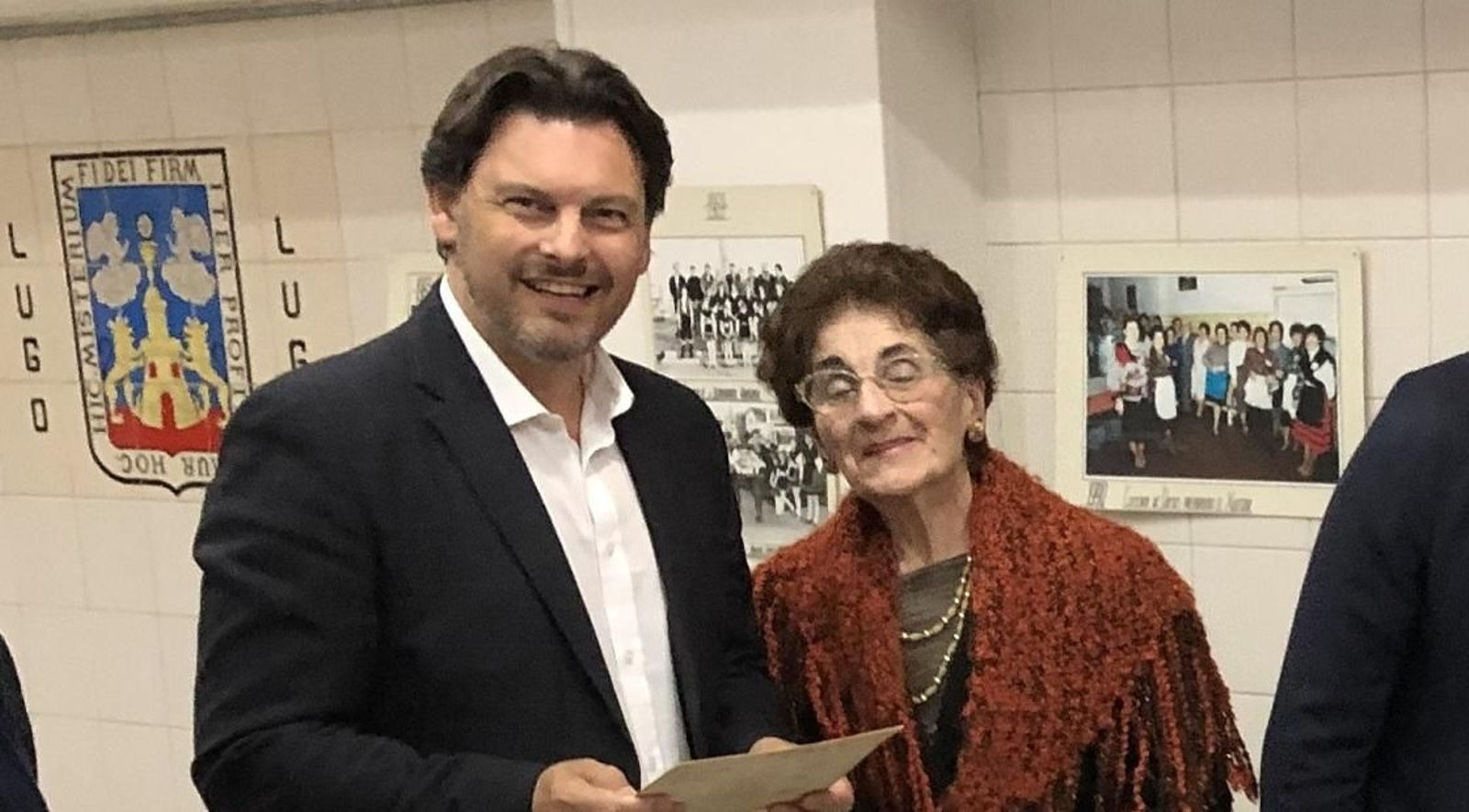 Imagen de archivo de una visita del secretario xeral da Emigración al Centro Gallego de Mar del Plata