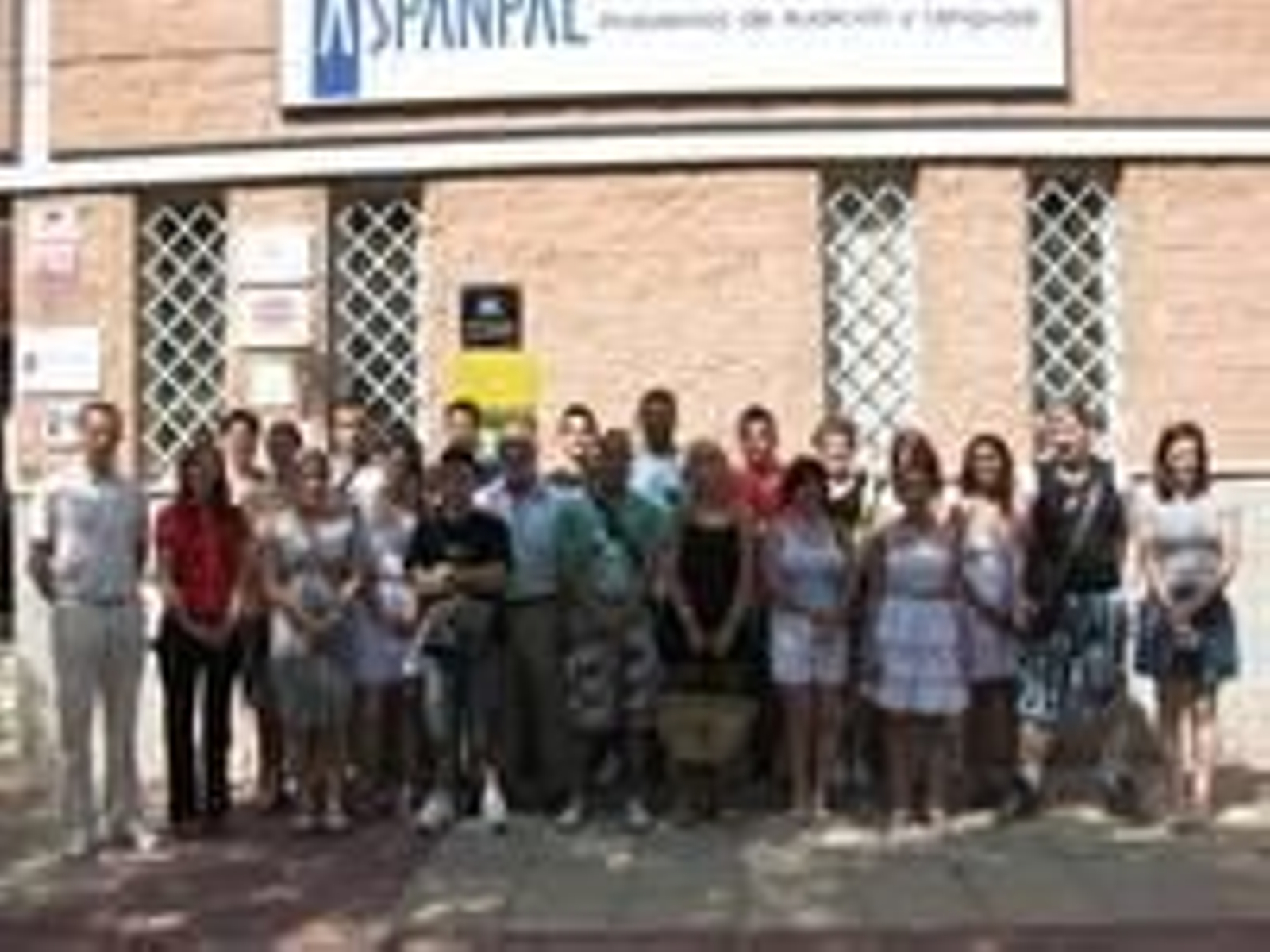 Foto de grupo de los jóvenes.