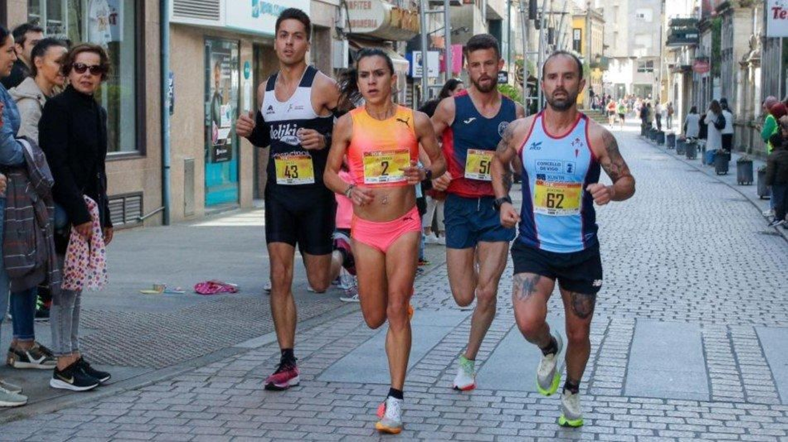 Ester Navarrete se impuso ayer en la carrera 10K de O Porriño.