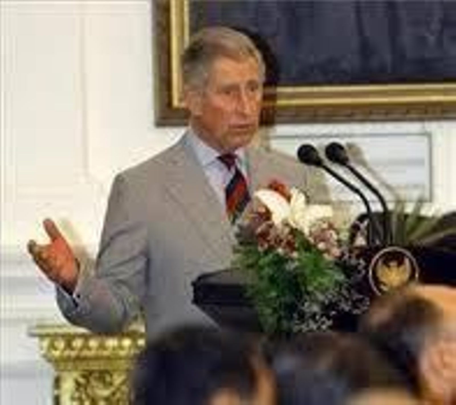 El Príncipe de Gales durante un discurso.