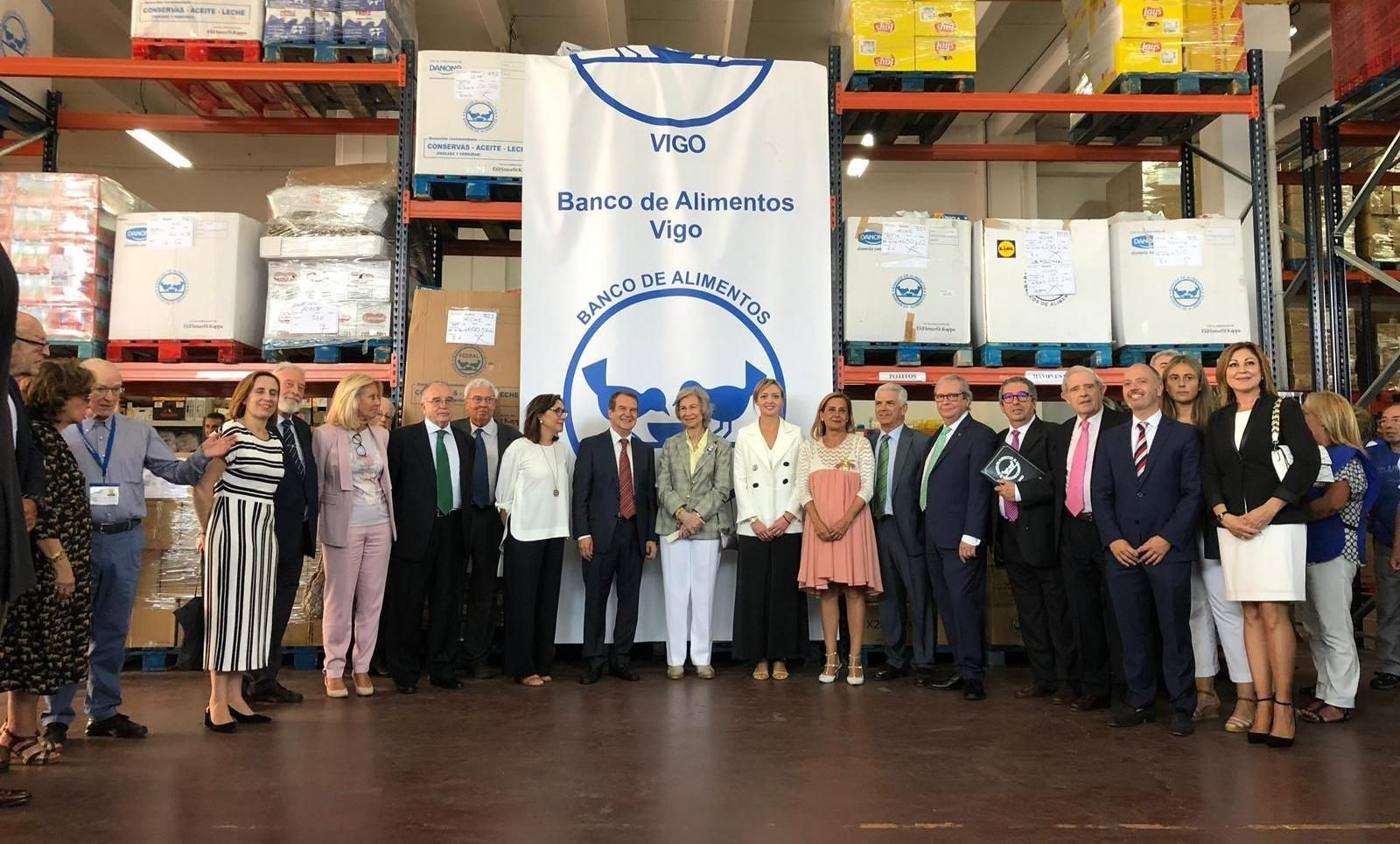 La Reina Sofía, en el Banco de Alimentos de Vigo // Lanfoco