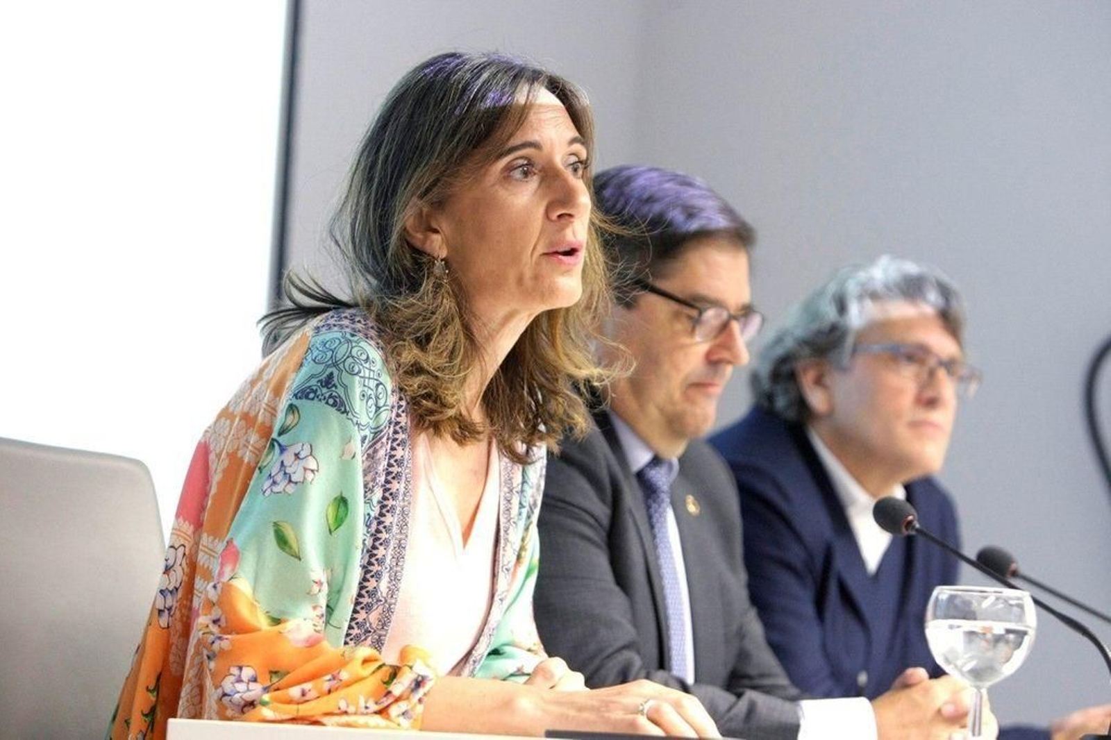 Carmen Pomar, conselleira de Educación, en una rueda de prensa.