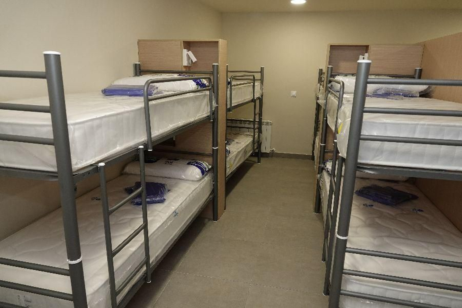 Así es el albergue de peregrinos de O Berbés por dentro // Vicente Alonso