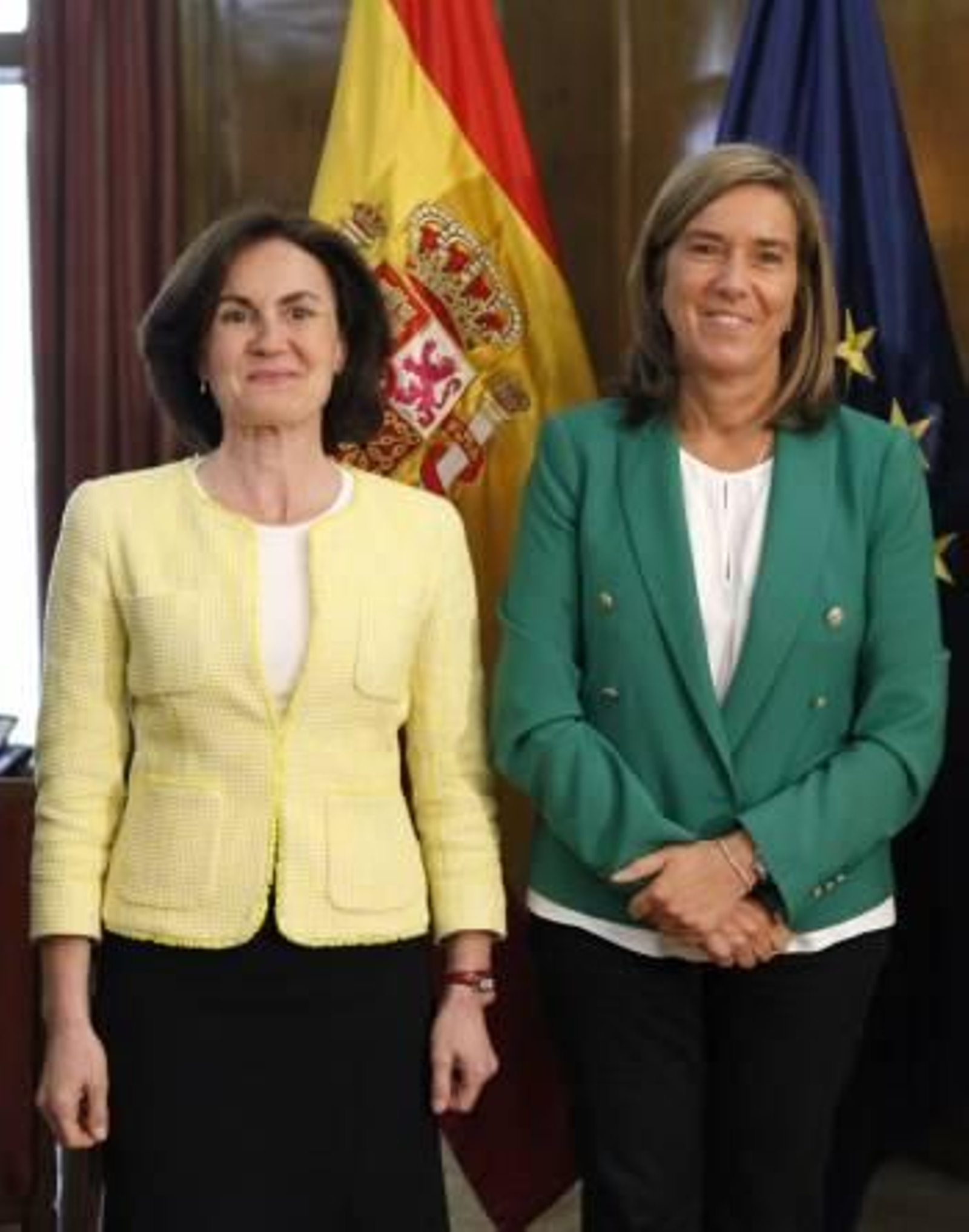 Catherine Geslain-Lanéelle, directora de la EFSA y Ana Mato. (Foto: S. BARRENECHEA)