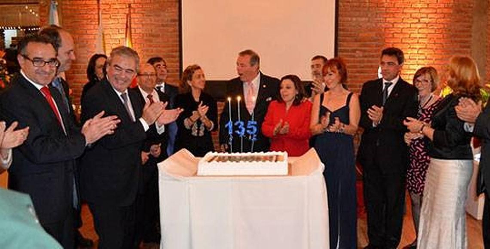 Foto de la fiesta del centésimo aniversario del Centro Gallego de Montevideo.