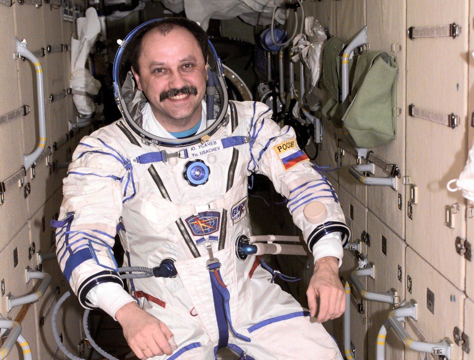Yuri Usachev, durante su estancia en la estación espacial.