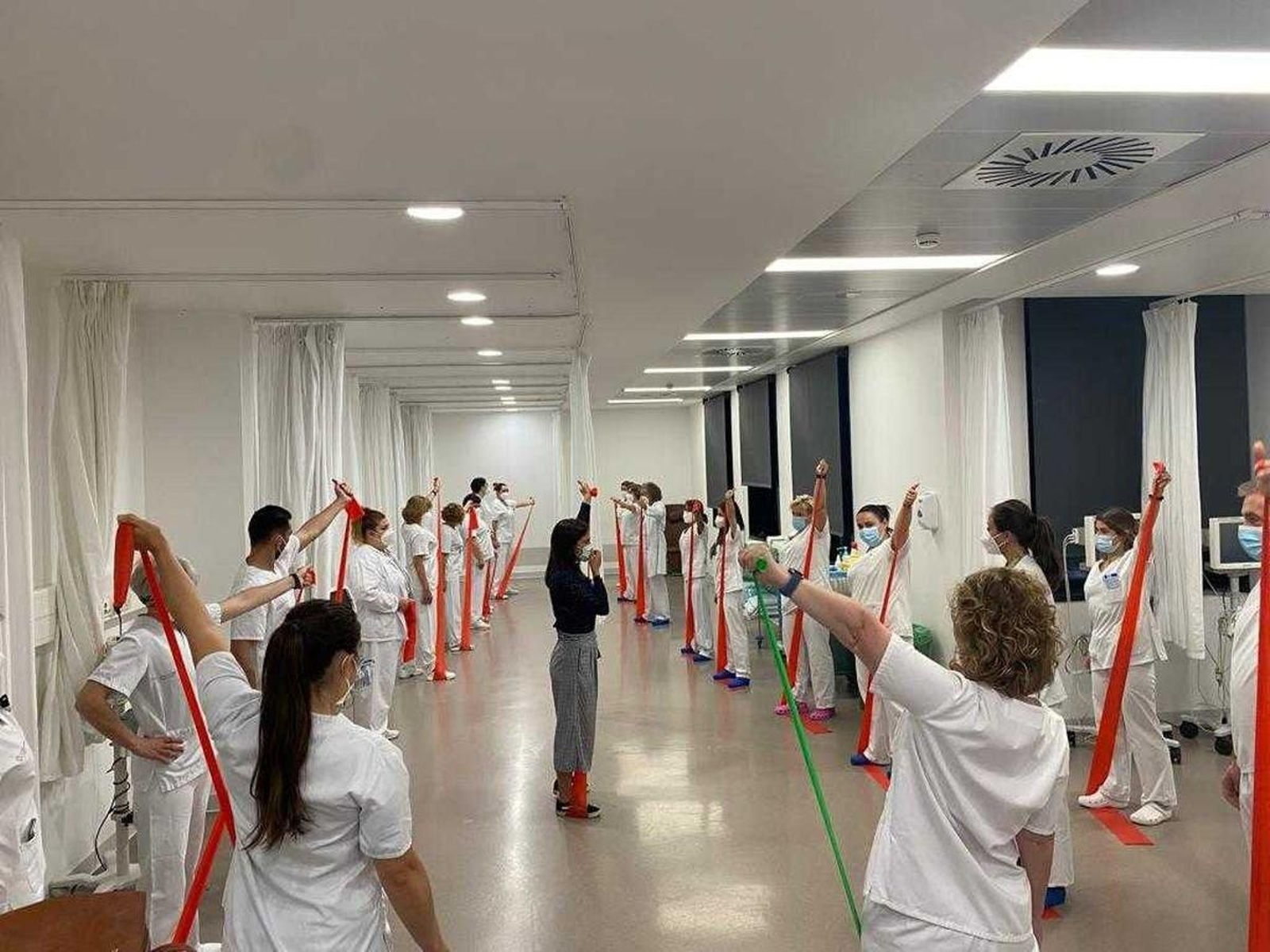 Los ejercicios se llevaron a cabo tres días a la semana durante quince minutos.