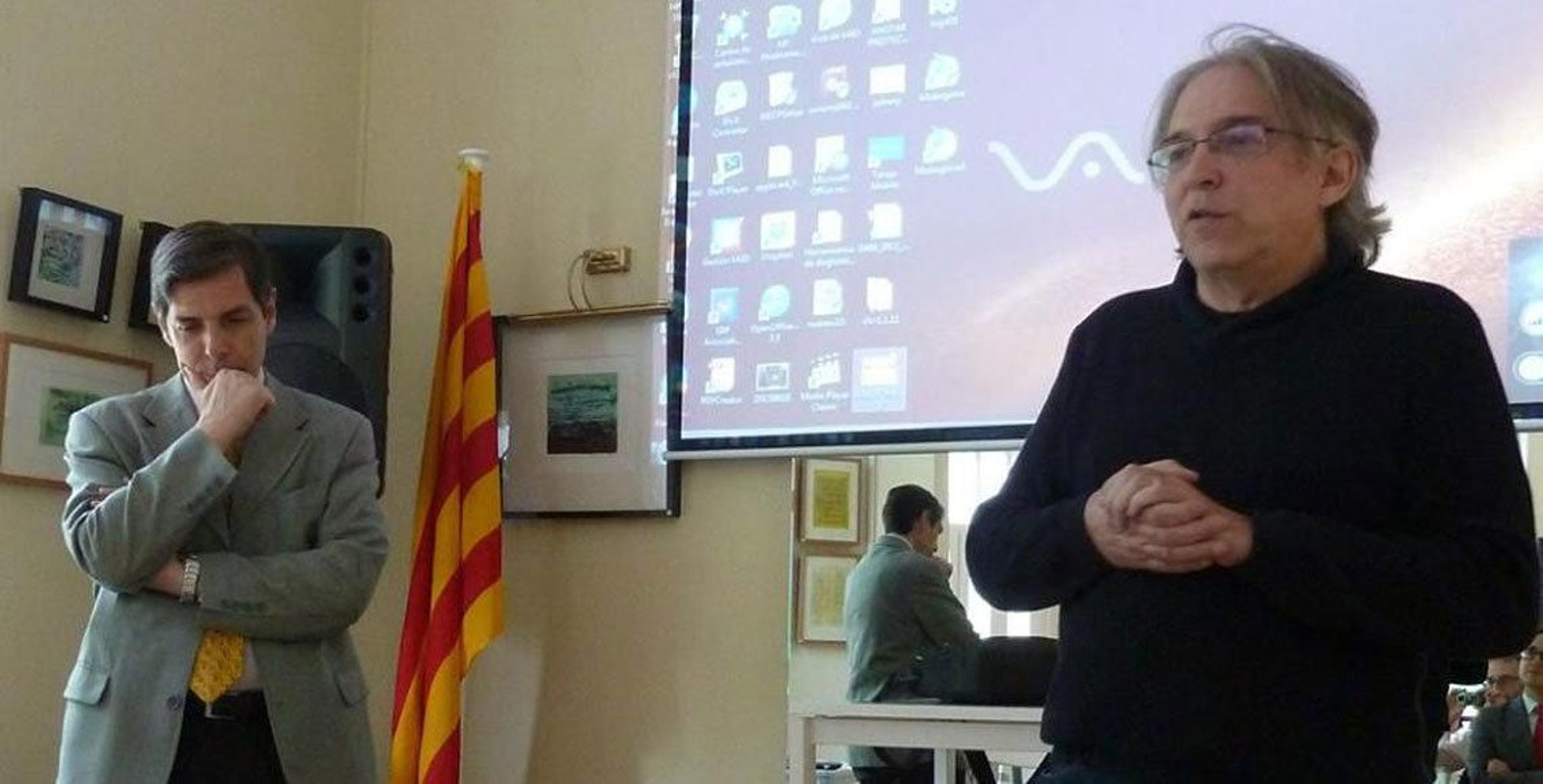 Conferencia del doctor Manuel Posada en las instalaciones del Centro Catalá de Luxemburgo.