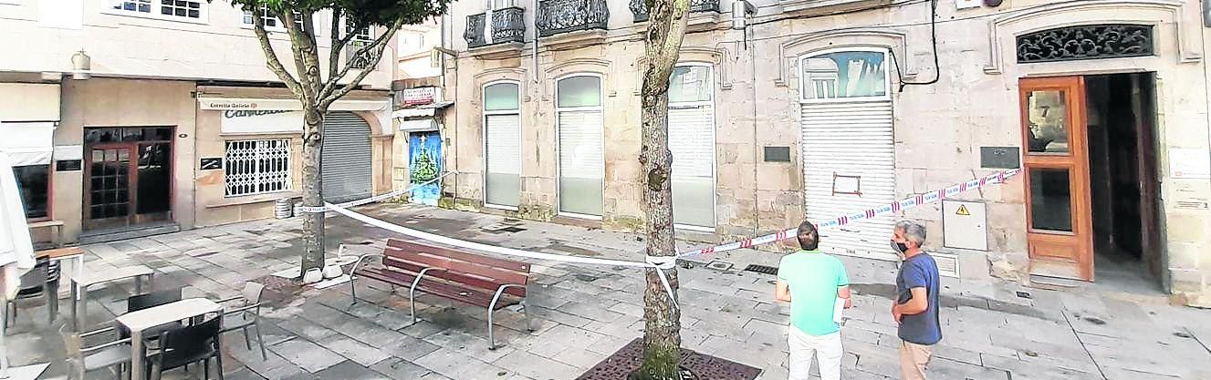 El desprendimiento señalado en la plaza de la Princesa, en la sede de la Favec