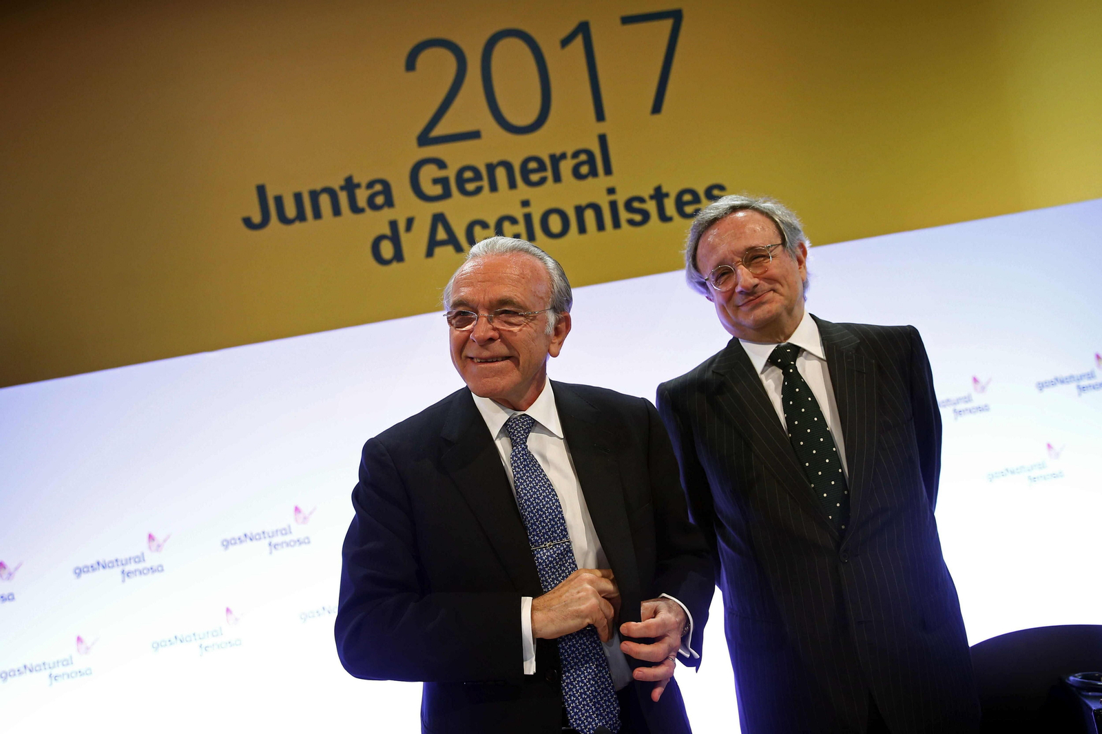 Isidro Fainé presidió ayer su primera junta de Gas Natural Fenosa, a su lado el consejero delegado, Rafael Villaseca.