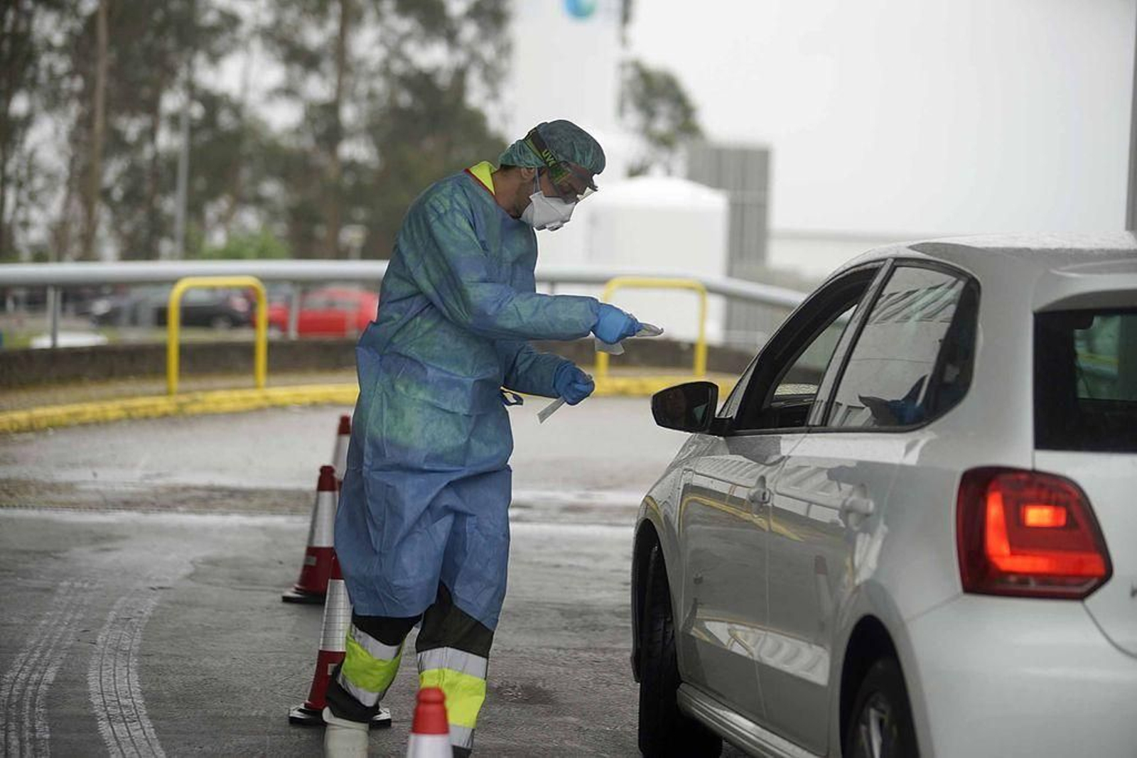 Prueba “autocovid” realizada en el Hospital Meixoeiro.