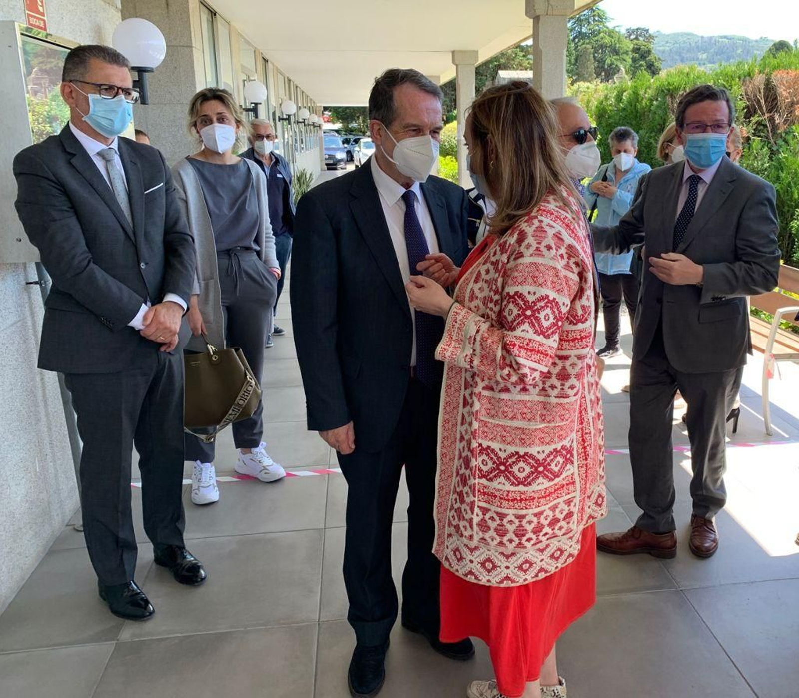 Abel Caballero, con la hija de Isaura Abelairas.