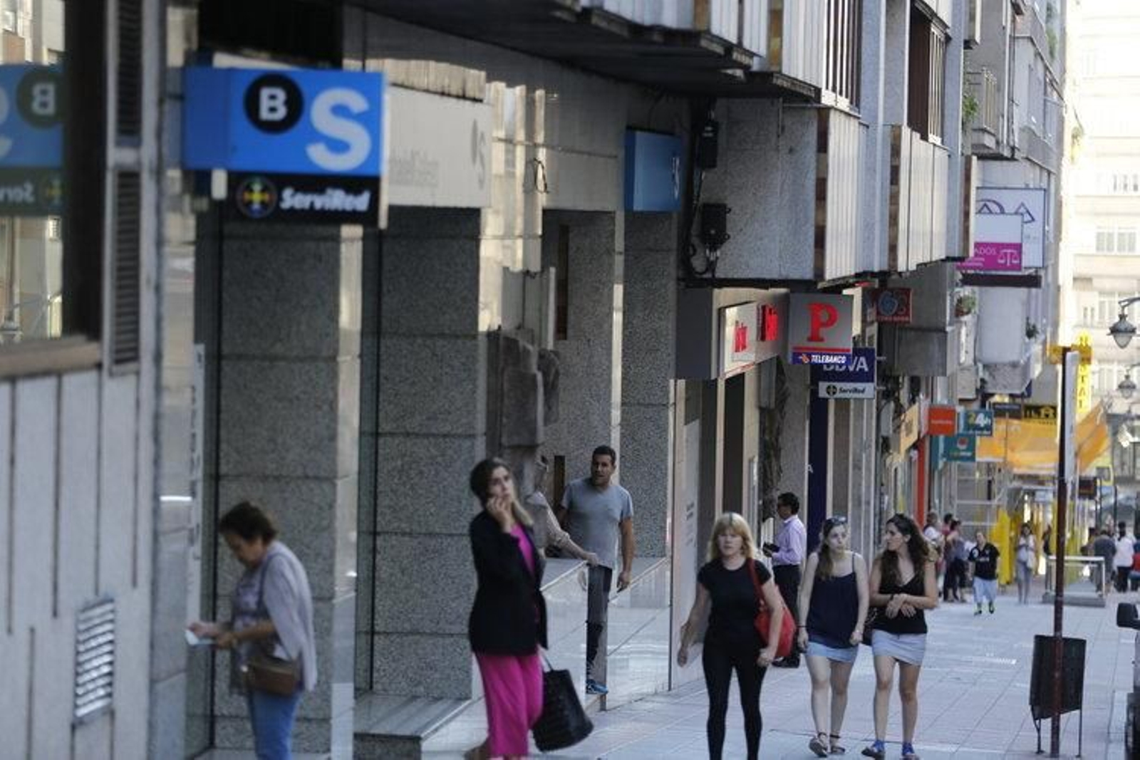 Ourense. 02/10/2018. Bancos y oficinas bancarias en la ciudad. En la foto bancos en la calle Juan XXIII
Foto: Xesús Fariñas