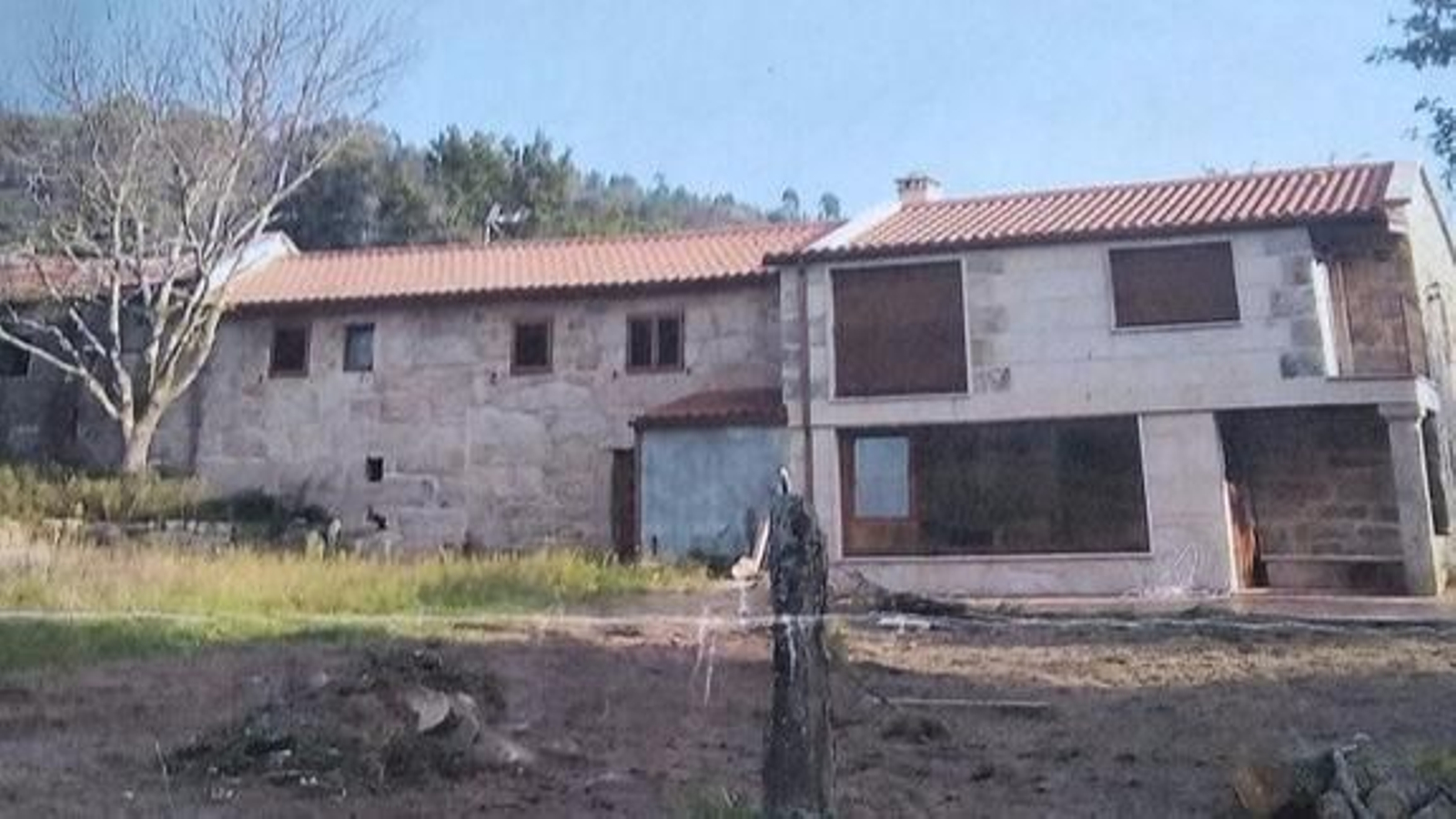 La vivienda de Carmen Pallares, de finales del siglo XIX, con el 'galpón del vecino adosado'.
