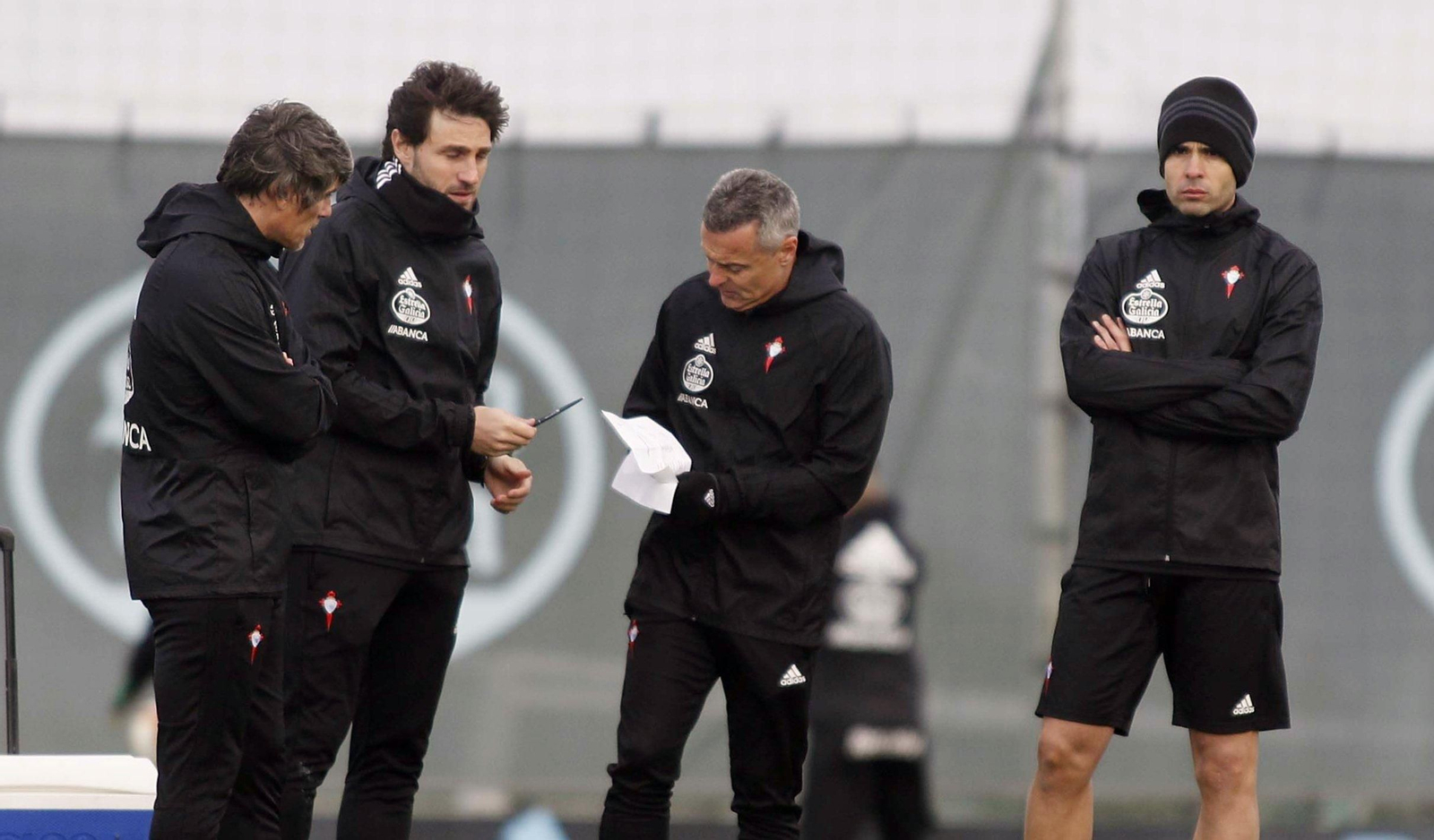 Escribá dirigió el primer entrenamiento en A Madroa con Oubiña y Bermejo.