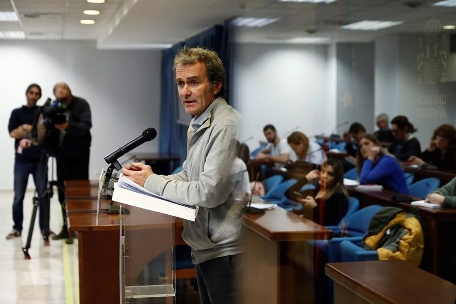 El director del Centro de Emergencias y Alertas Sanitarias del Ministerio de Sanidad, Fernando Simón, ofrece una rueda de prensa este sábado