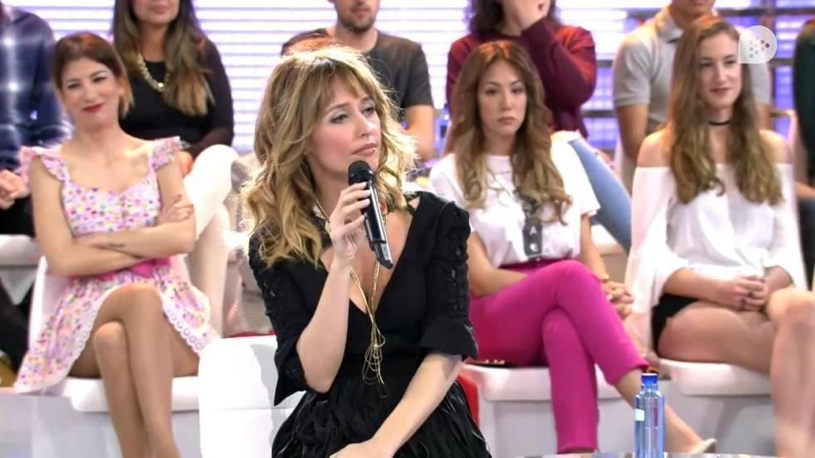 Mujeres y hombres y viceversa.