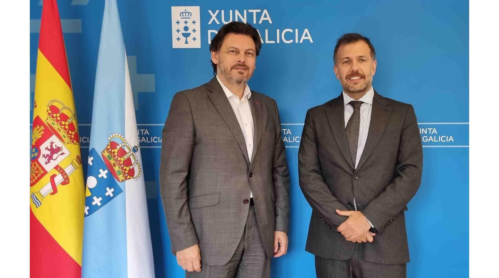 Miranda y Bausero, en la sede de la Secretaría Xeral da Emigración en la capital de Galicia