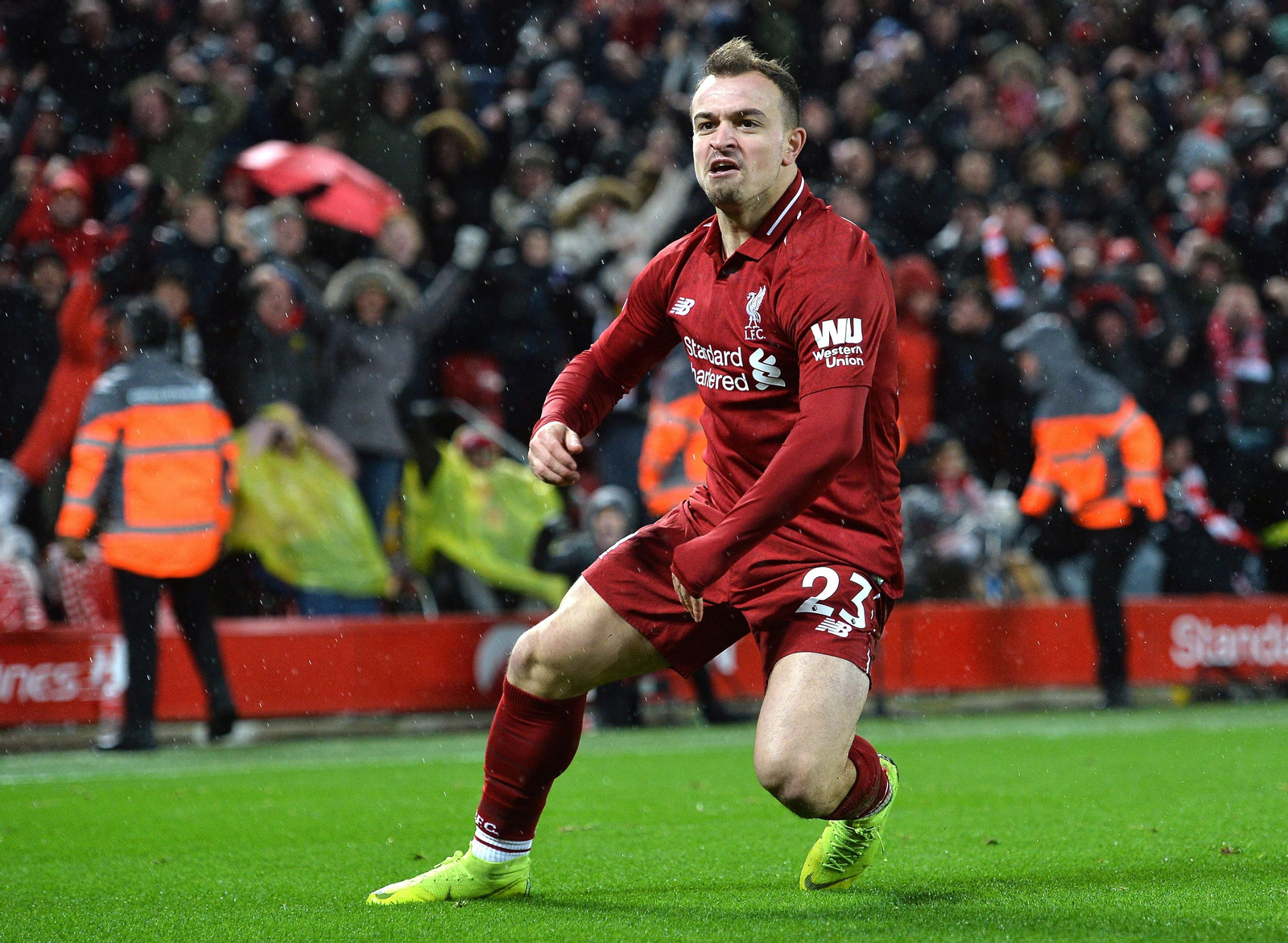 Shaqiri fue el gran protagonista del Liverpool-Manchester United.