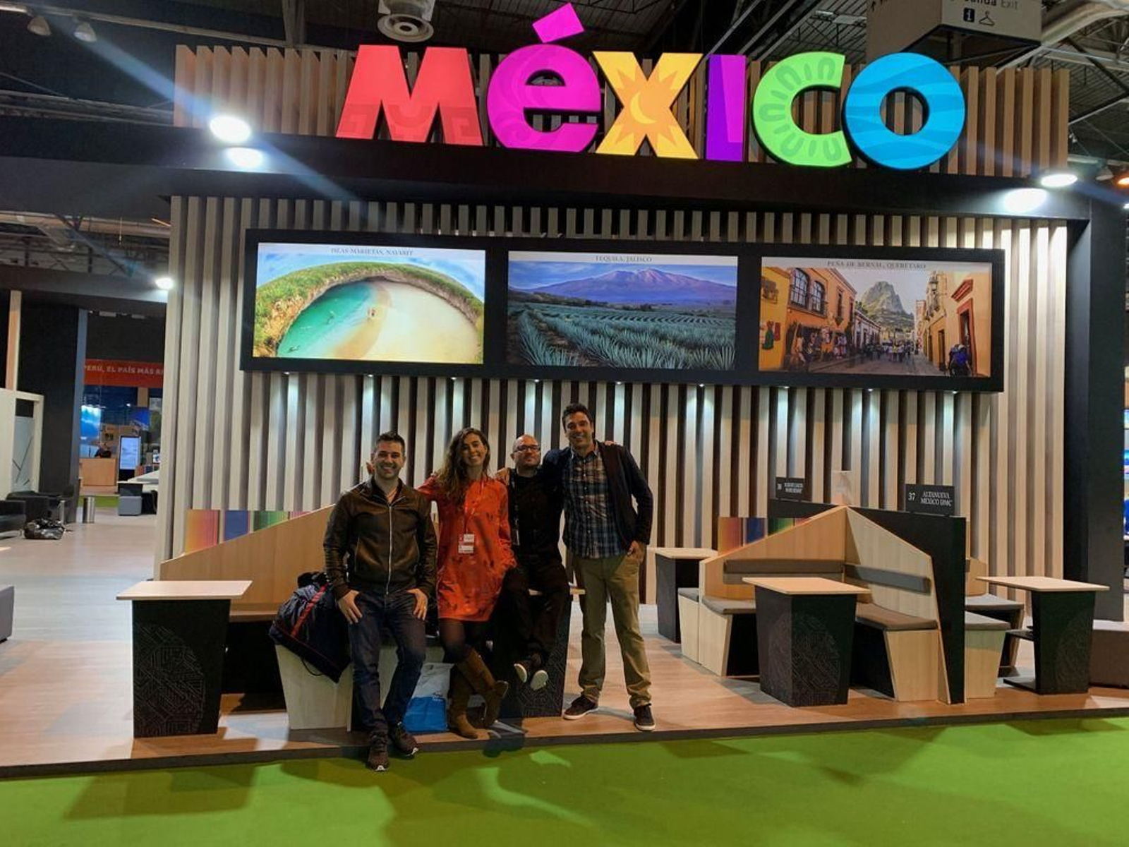 Eduardo, Patricia, Celso y Juan José de Bonos Bienestar en Fitur 2018.