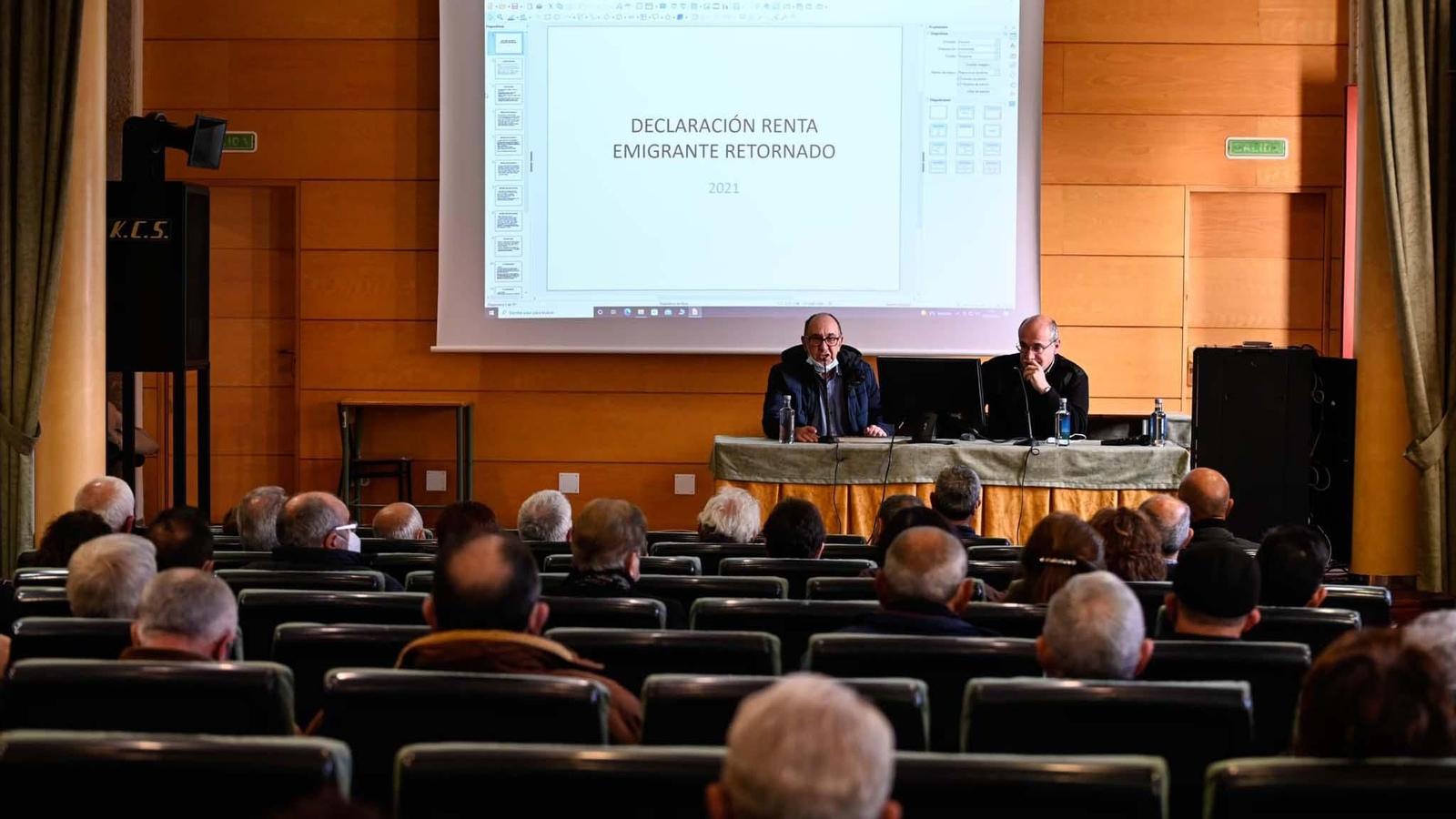 Sesión informativa de la Secretaría Provincial de Migraciones del  PSdeG-PSOE de Ourense a emigrantes retornados realizada en Verín