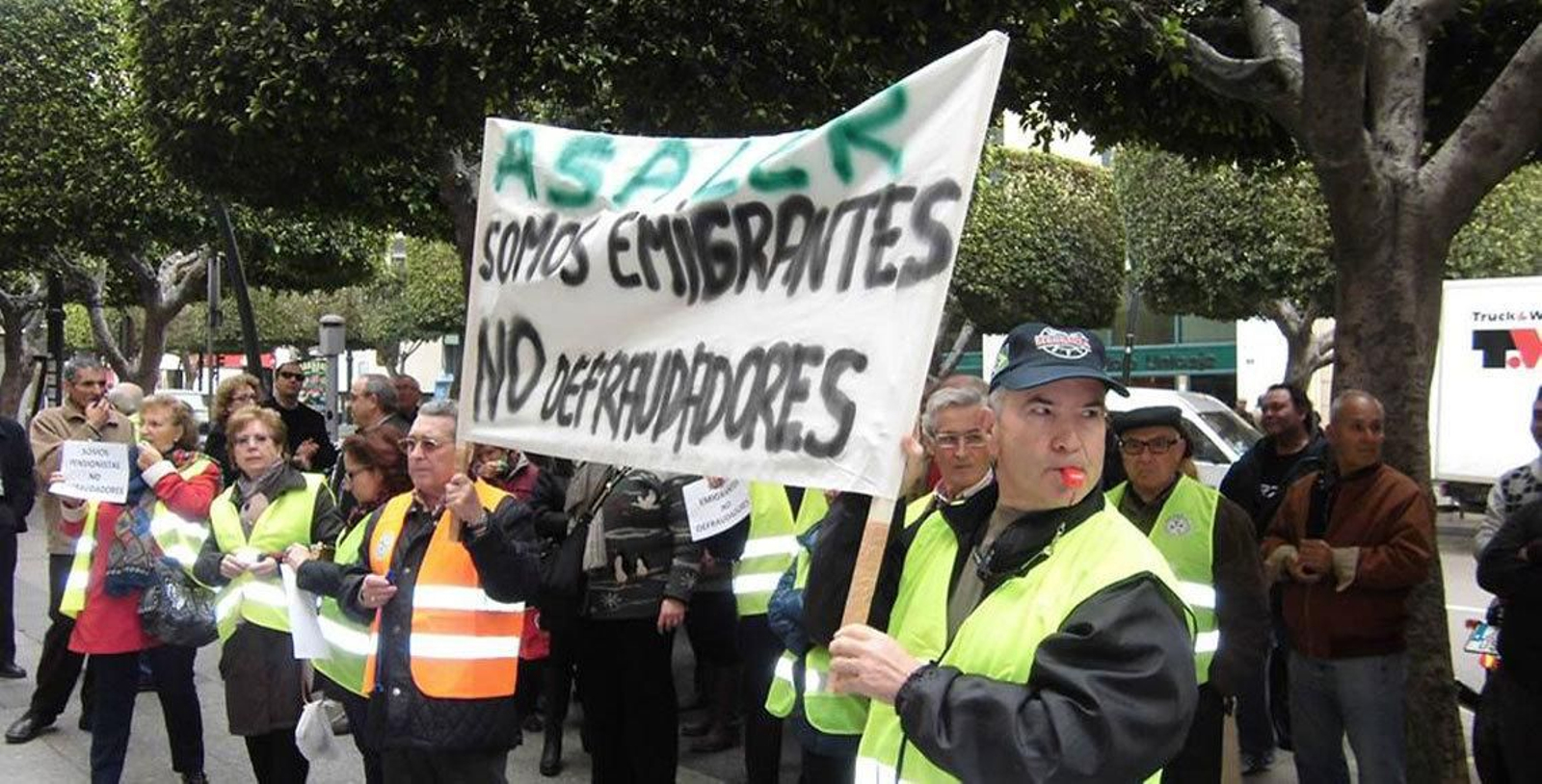 Manifestación organizada este año por Asaler, en protesta por la reforma de las pensiones emigrantes.
