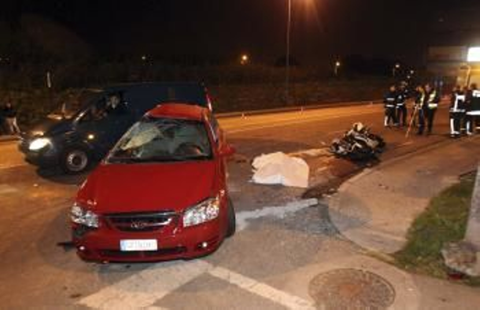 Un hombre de 29 años, M.B.Z. ha fallecido en Vigo tras el accidente registrado entre la moto que conducía y un turismo.