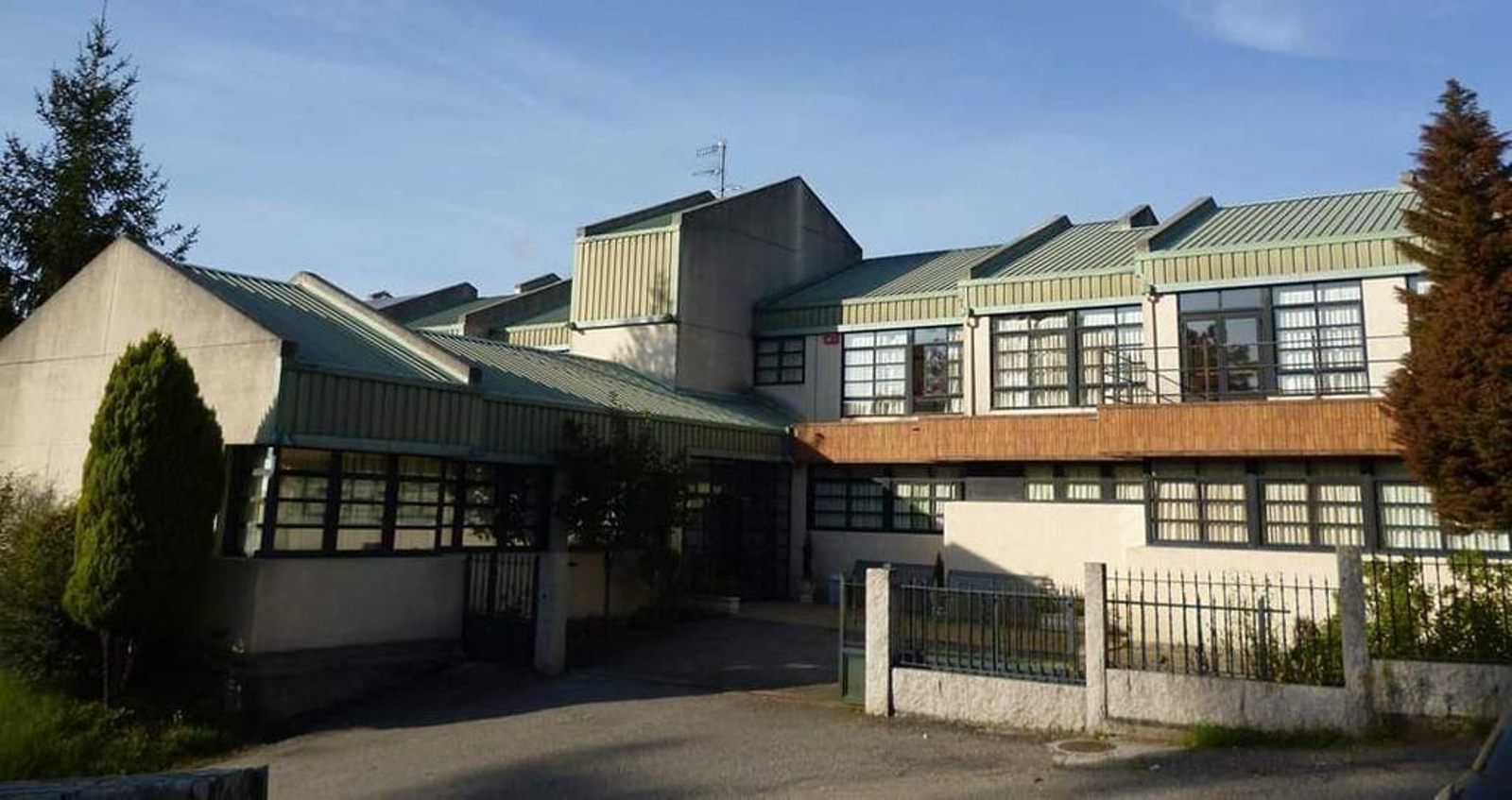 La Residencia de Mayores San Pedro de Crecente, de titularidad municipal.