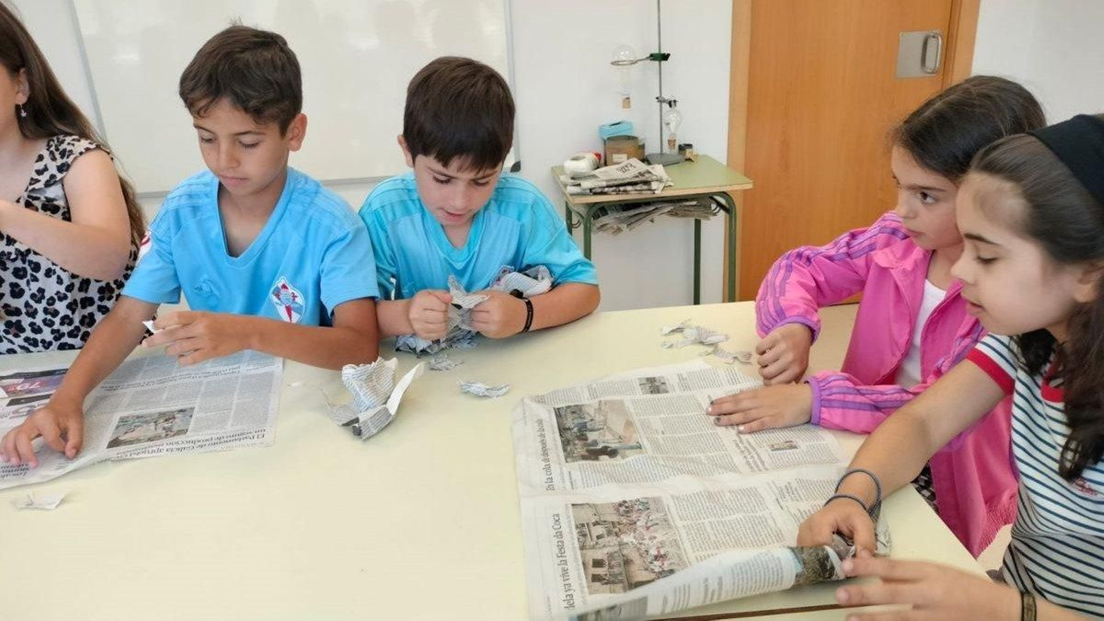 Alumnado del CEIP Virxe do Rocío durante la actividad.