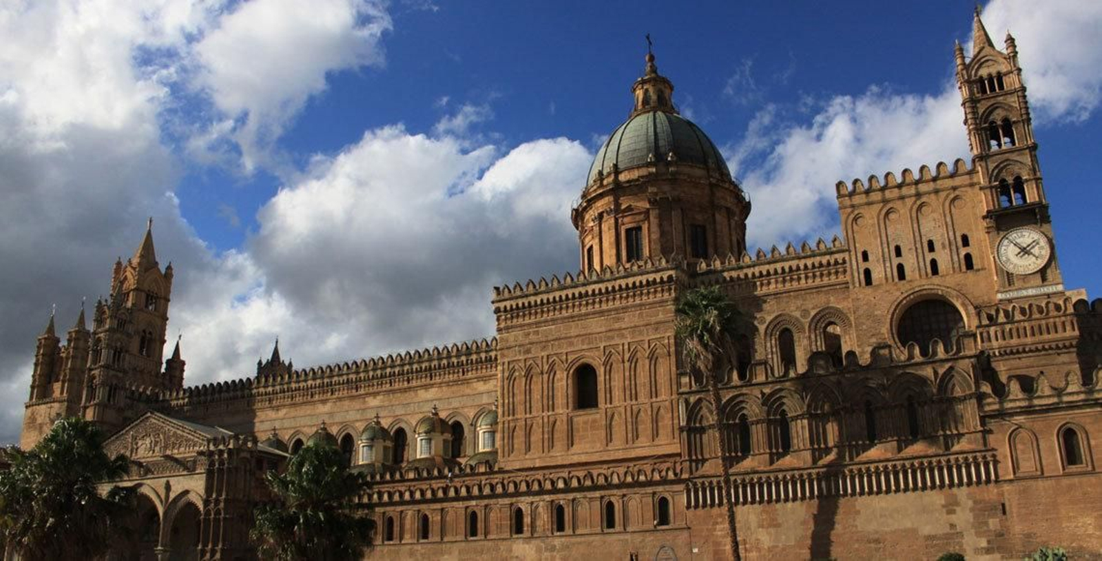 La exposición itinerante que aúna la historia artística en común entre Aragón e Italia se inicia en Palermo.