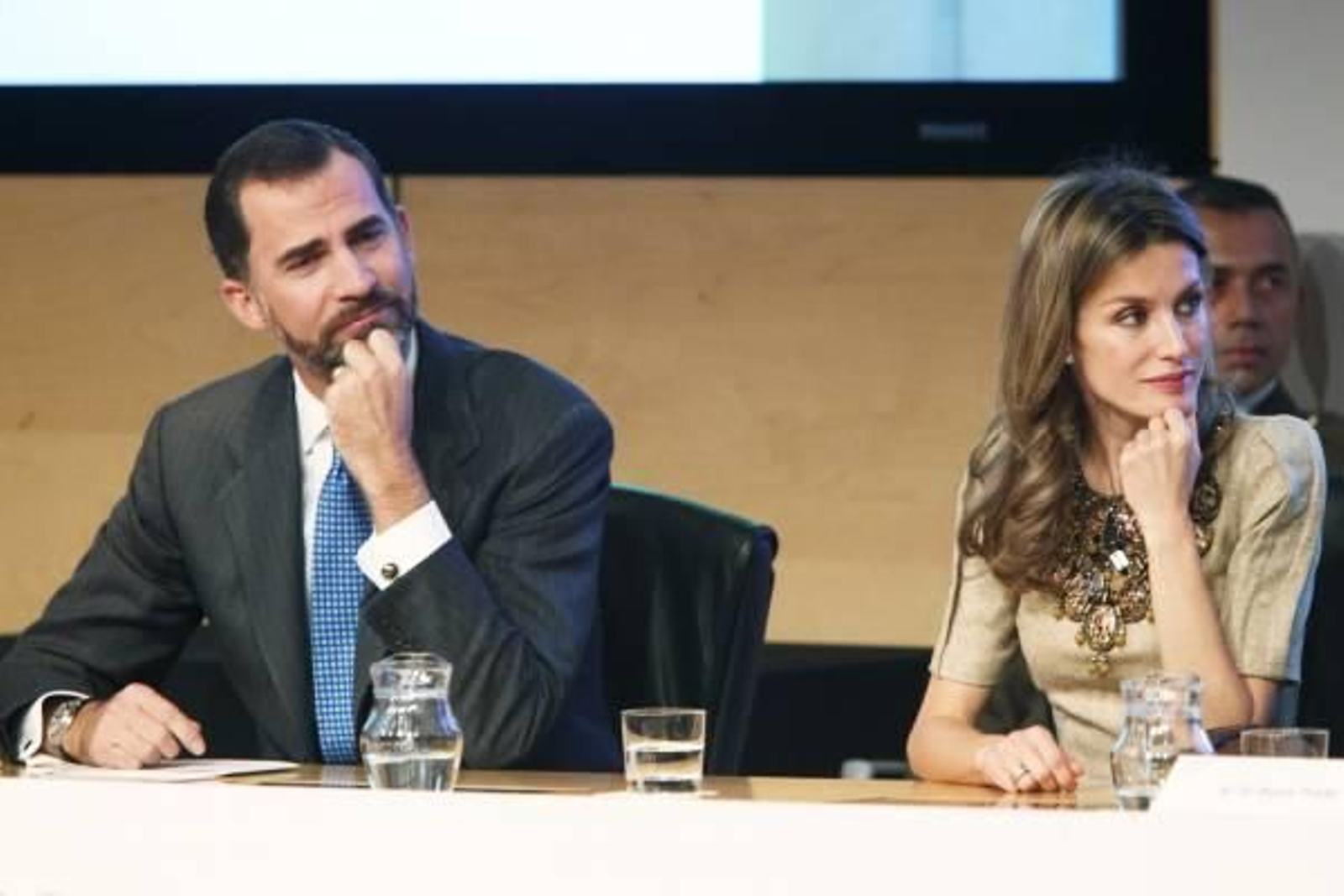 Don Felipe y Doña Letizia, durante el acto de conmemoración del décimo aniversario de la cátedra Príncipe de Asturias de la Universidad de Georgetown (Estados Unidos), hoy en Madrid.