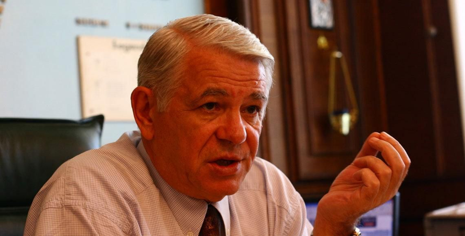 El ministro de Asuntos Exteriores de Rumanía, Teodor Melescanu.