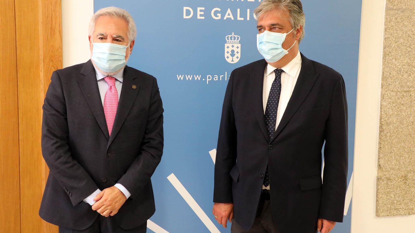 Miguel Santalices se reune co representante del PPdeGa