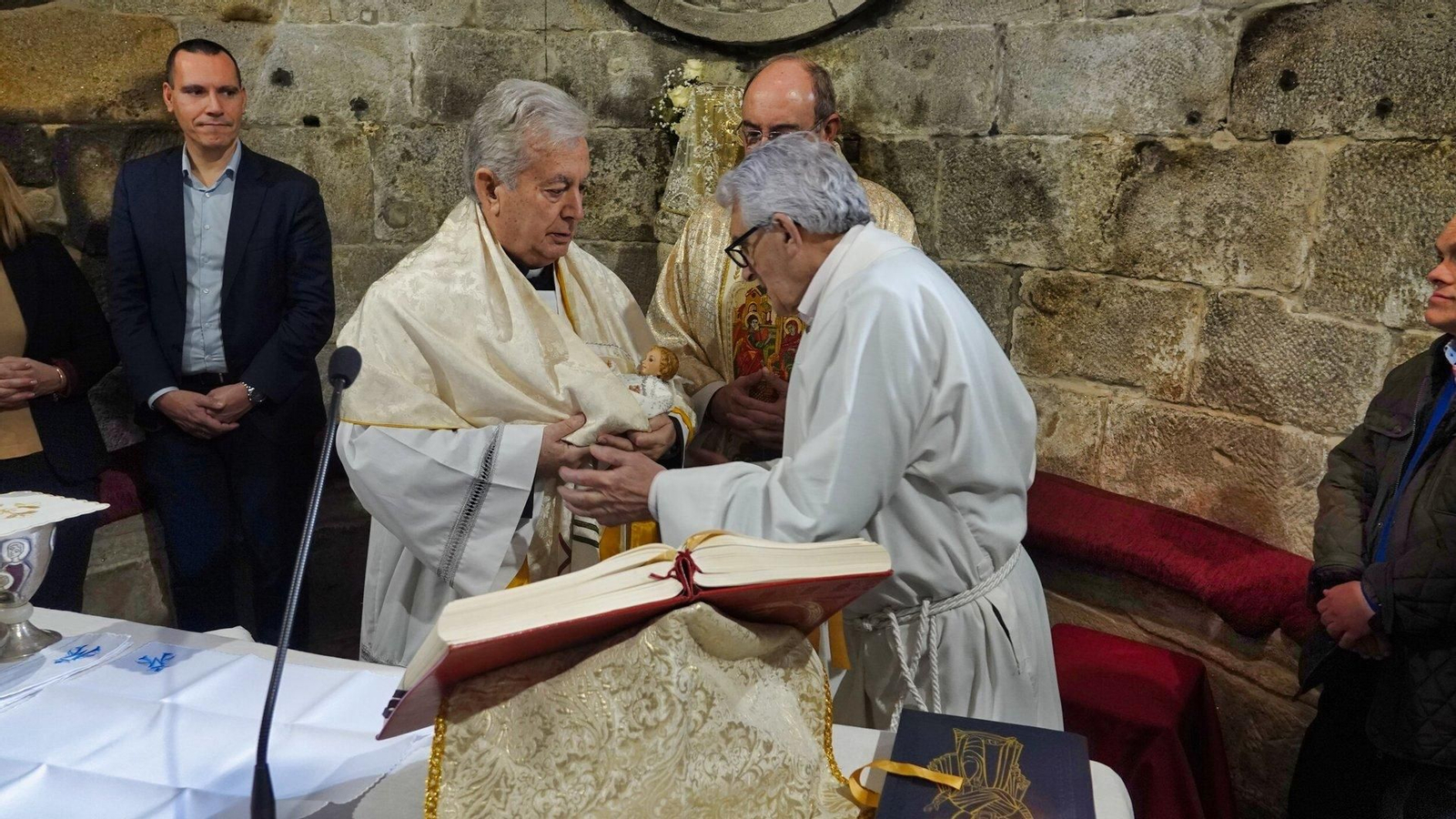 Ritual de la romería de As Candelas en Castrelos.