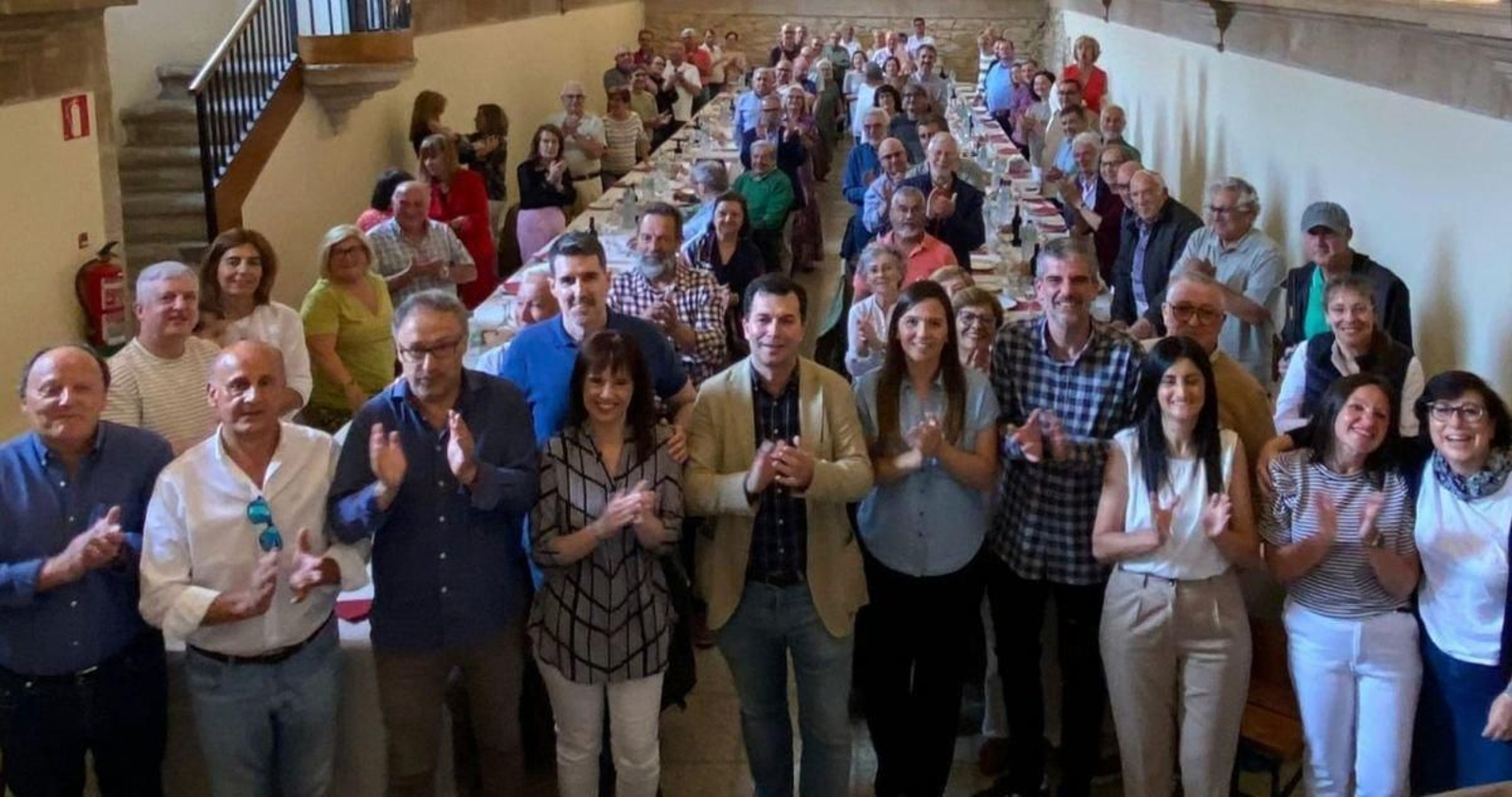 Gonzalo Caballero en el centro.