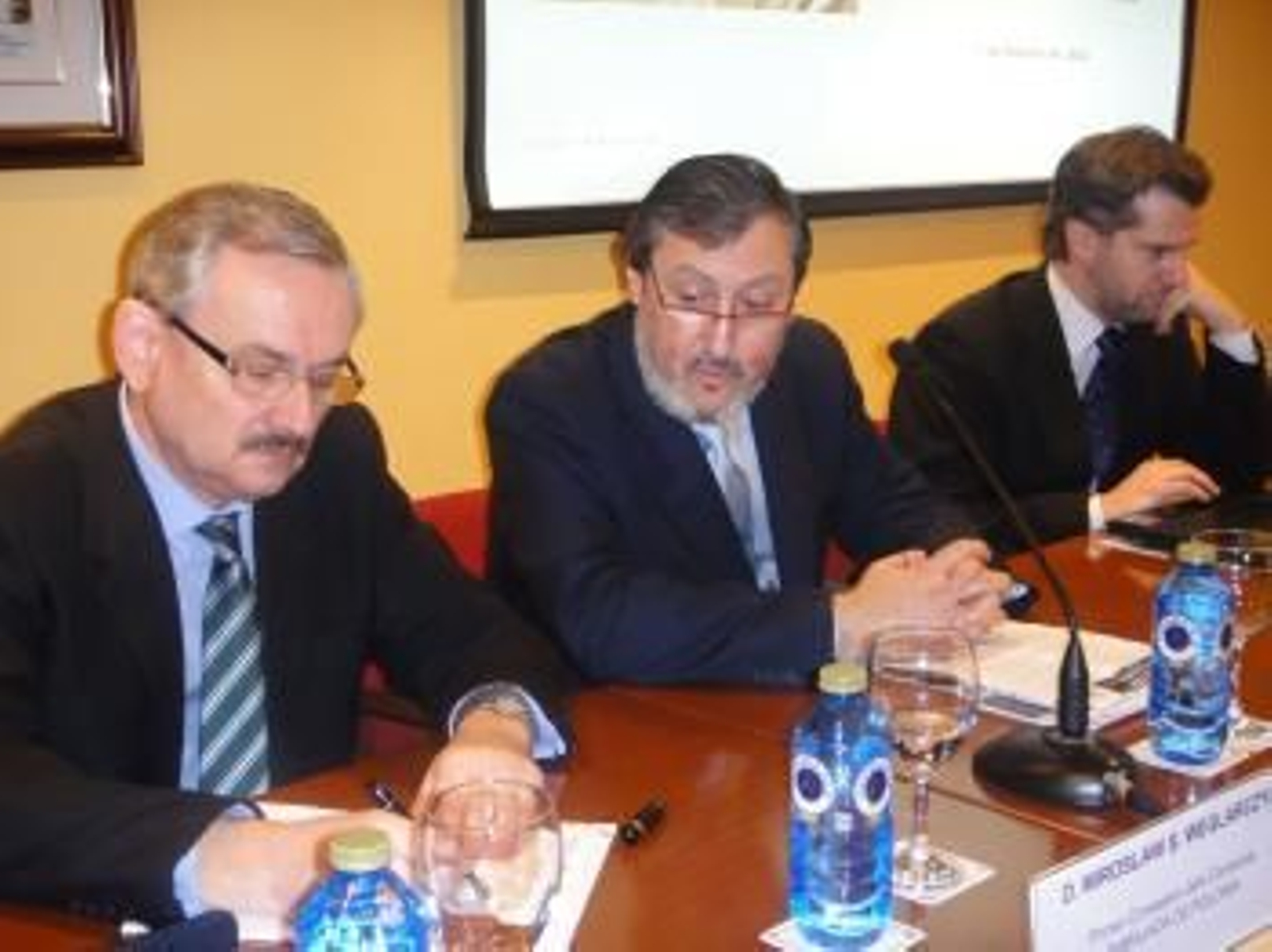 La jornada se celebró ayer en la CEP.