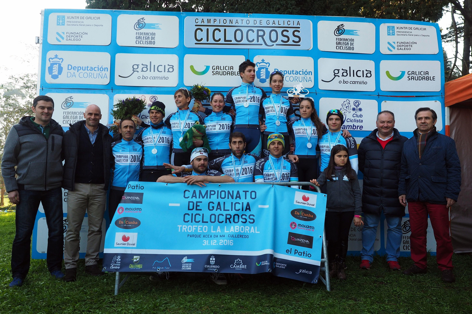 Ganadores de las diferentes categorías del Campeonato de Galicia de ciclocross, disputado en Culleredo.