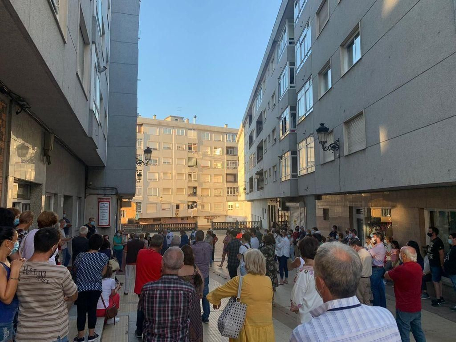 Vecinos de Ponteareas, en la protesta por la instalación de la planta de biomasa.