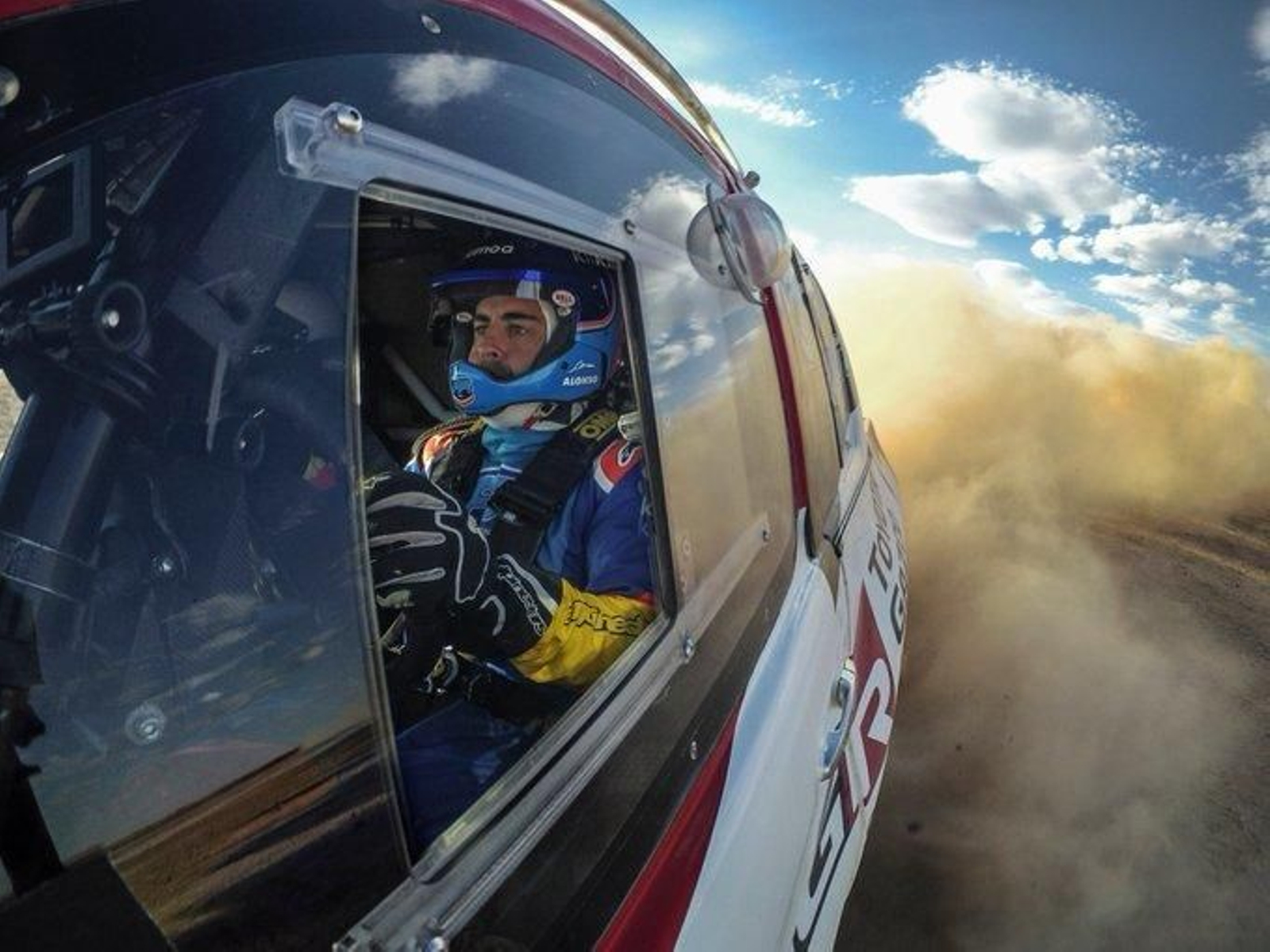 Fernando Alonso correrá el Dakar 2020 con Toyota