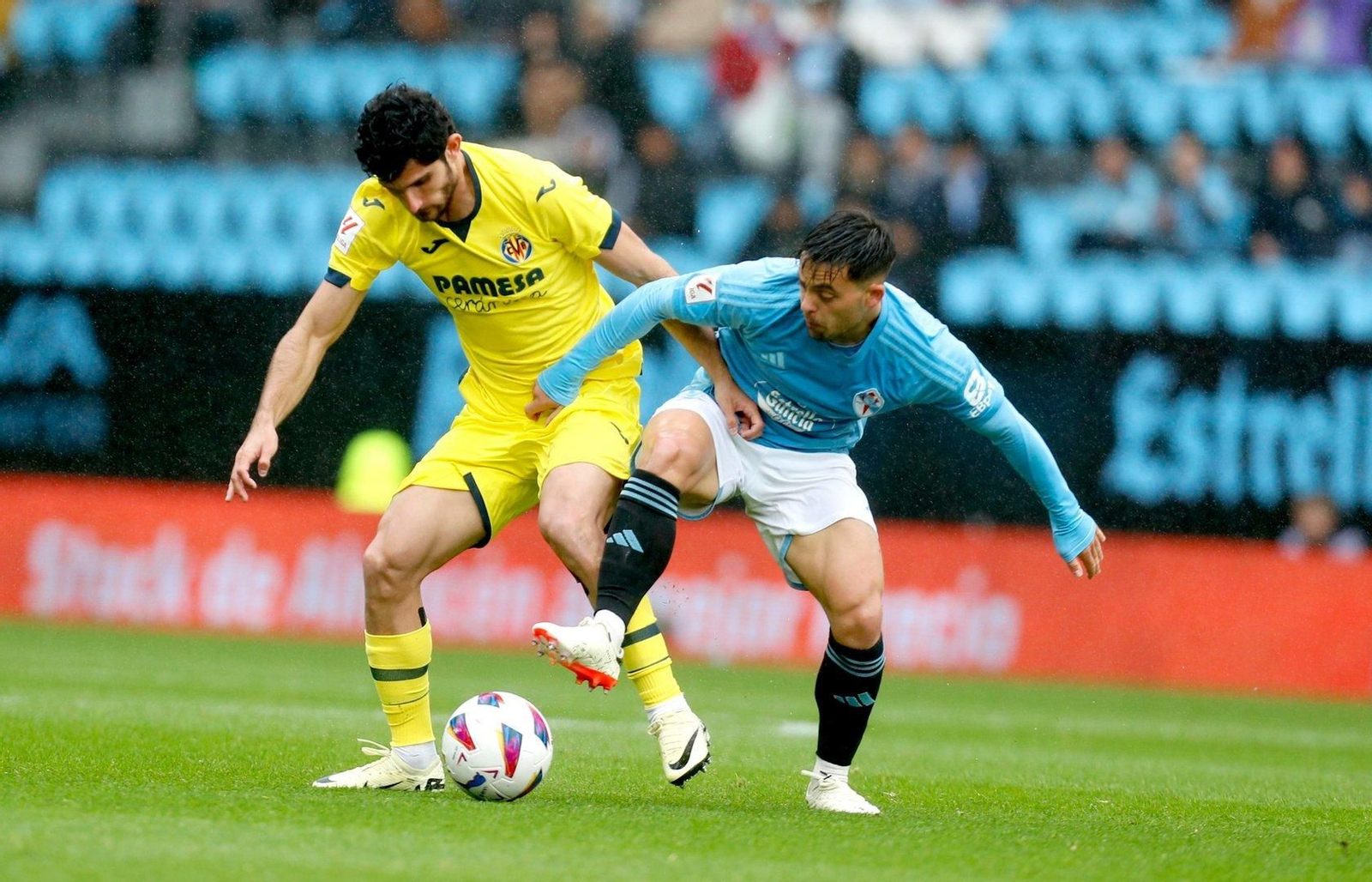 Partido entre el Celta y el Villarreal en Balaídos.