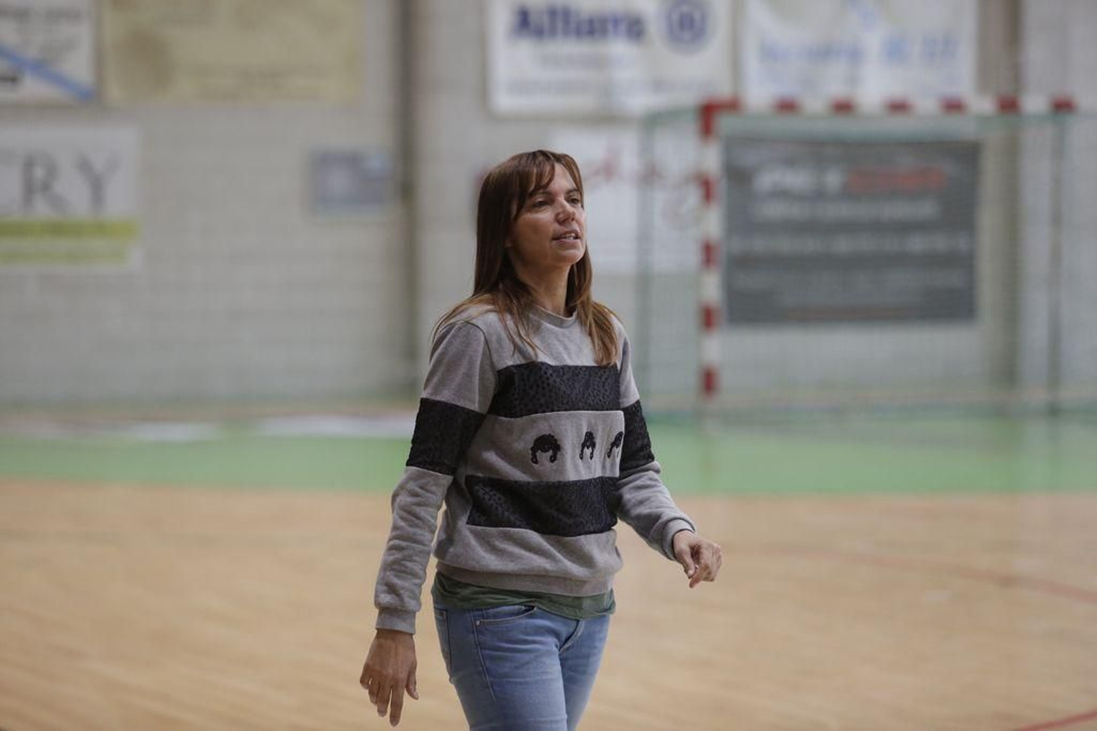 La entrenadora viguesa, en un partido del Bueu, su ya exequipo.