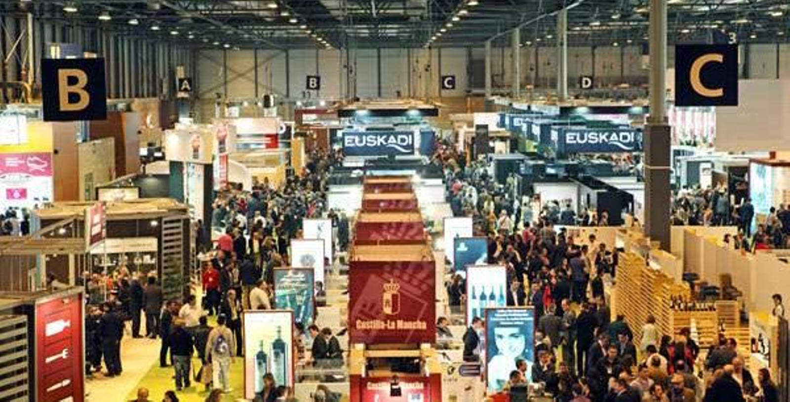 Tecnovino-Salon-de-Gourmets-2015-panoramica