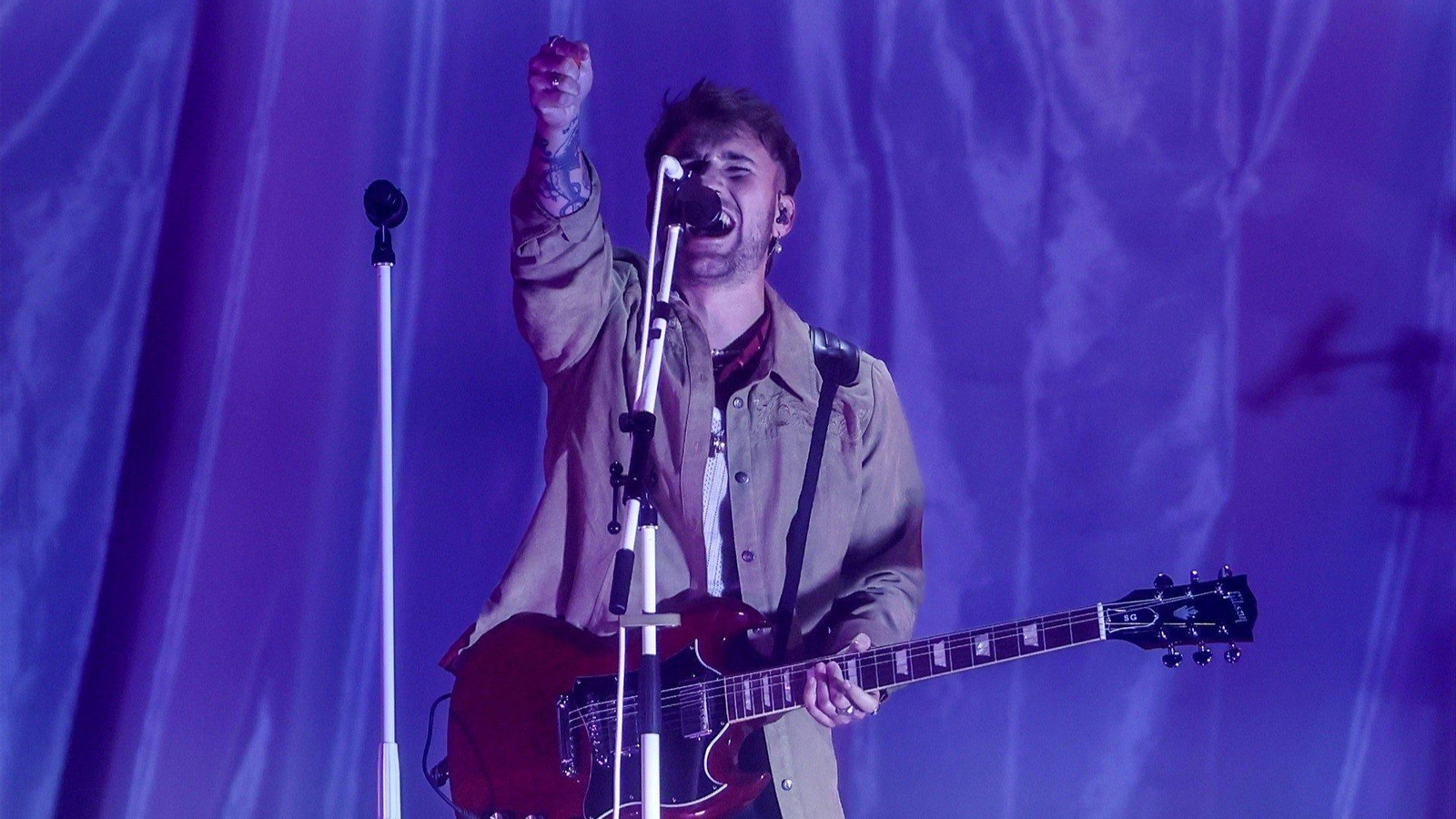 El cantante Dani Fernández en un concierto. // Europa Press