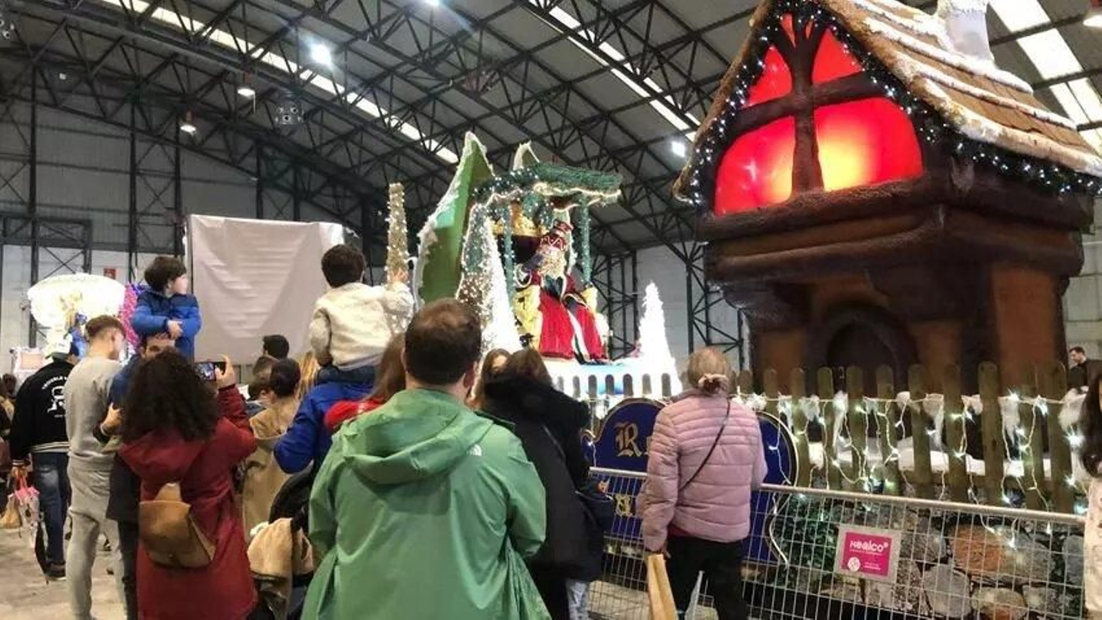 Galería | La Cabalgata de Reyes de Vigo en el Ifevi