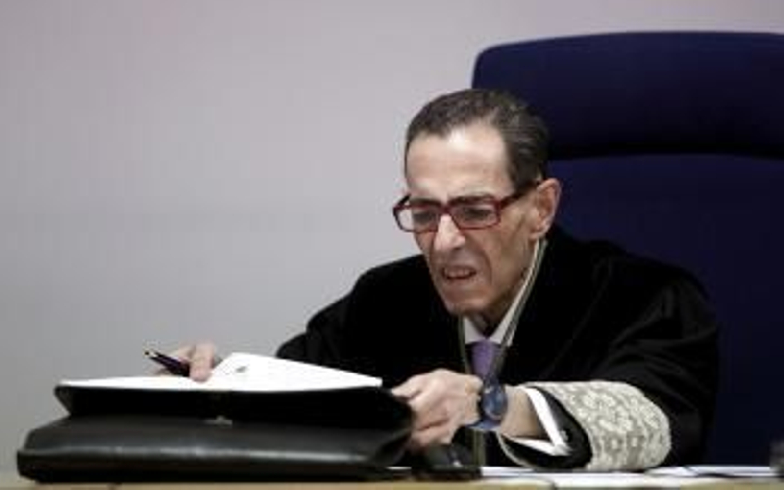 El magistrado Alfonso Guevara (Foto: EFE)
