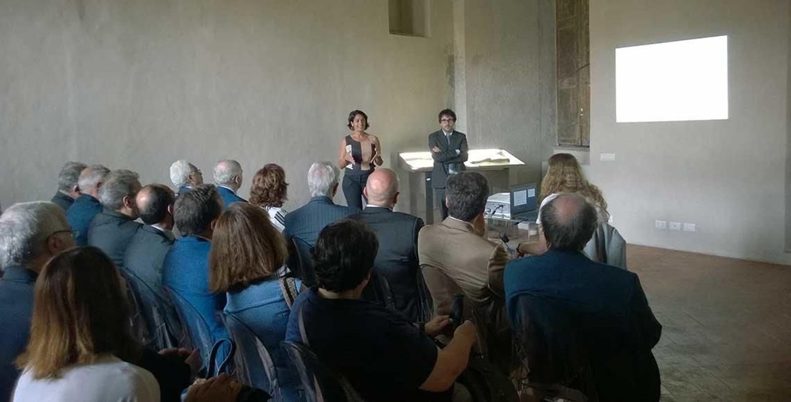 En la primera visita en Archivo di Stato de Milán, en junio de 2016, estuvieron presentes el Señor Cónsul Don Antonio Cosano, Cónsul Comercial ICEX León Herrera, Consejera de Educación en Roma Doña Maria Luisa Soriano, Director Instituto Cerva