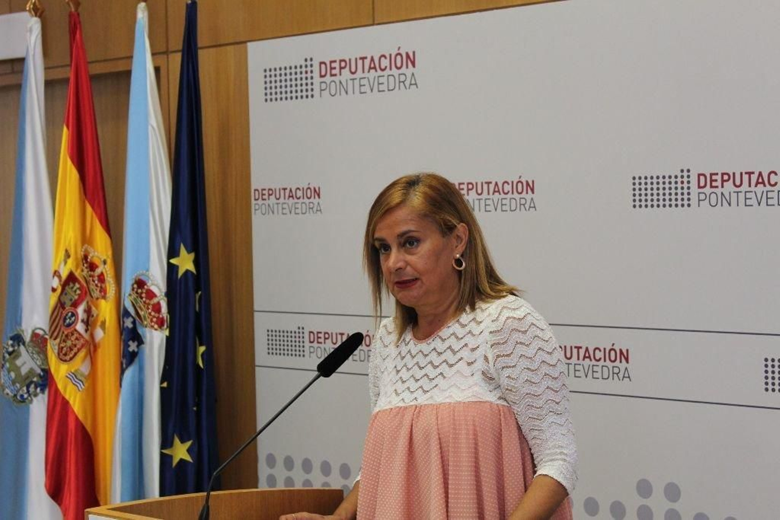 Carmela Silva asegura que las tareas de excavación deben ser finalizadas por Fomento.