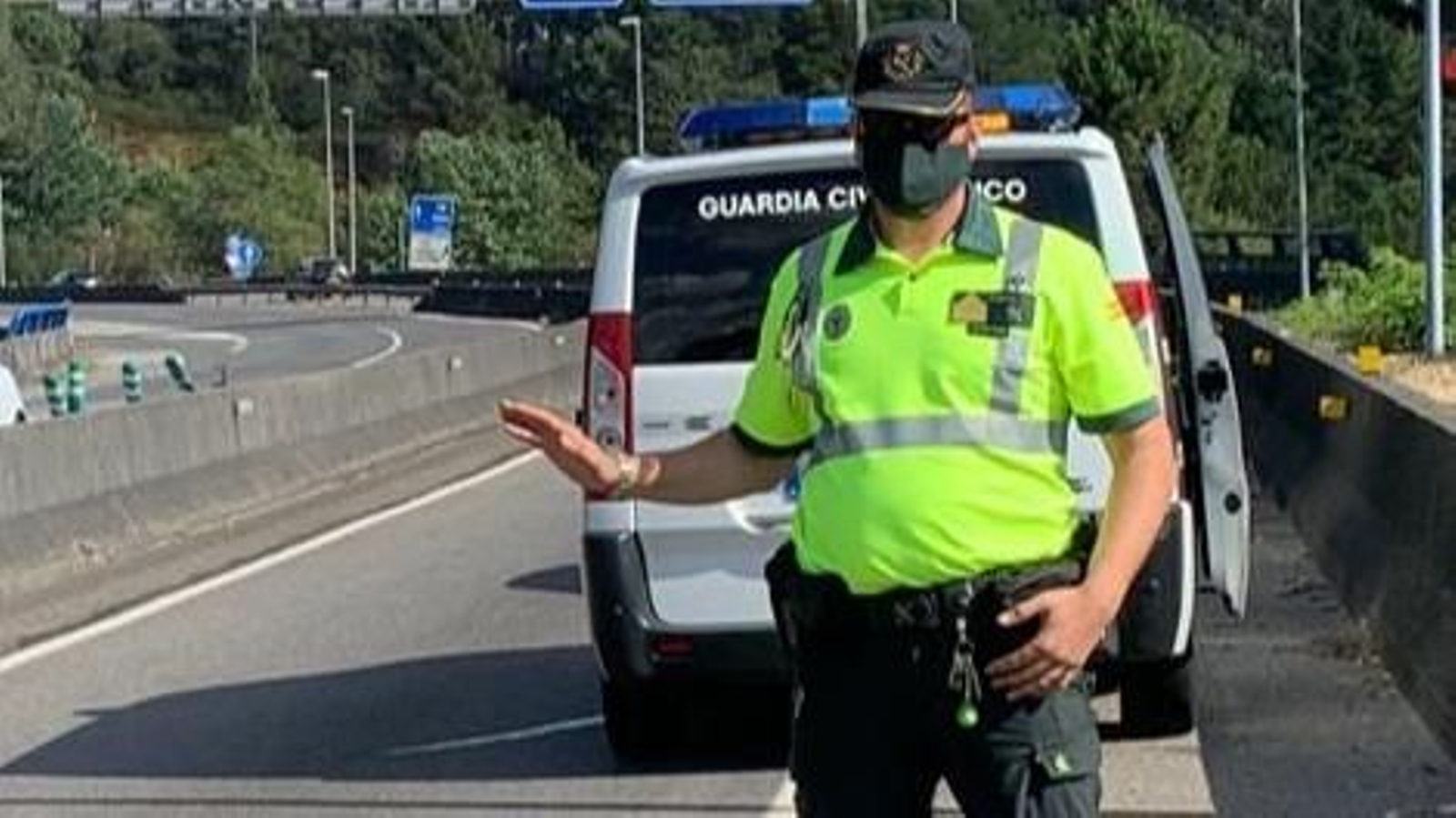 Agentes de la Guardia CIvil de Tráfico